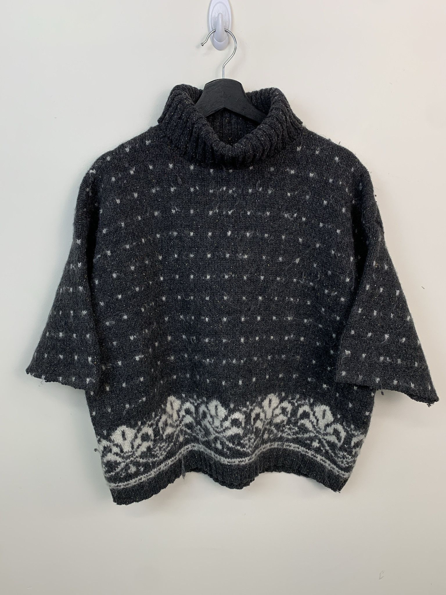 Other Vintage Sweater 1990s Knit Snowfall Mohair Turtleneck Shortsleeve Sweaeter Size M Size US M / EU 48-50 / 2 - 1 Thumbnail