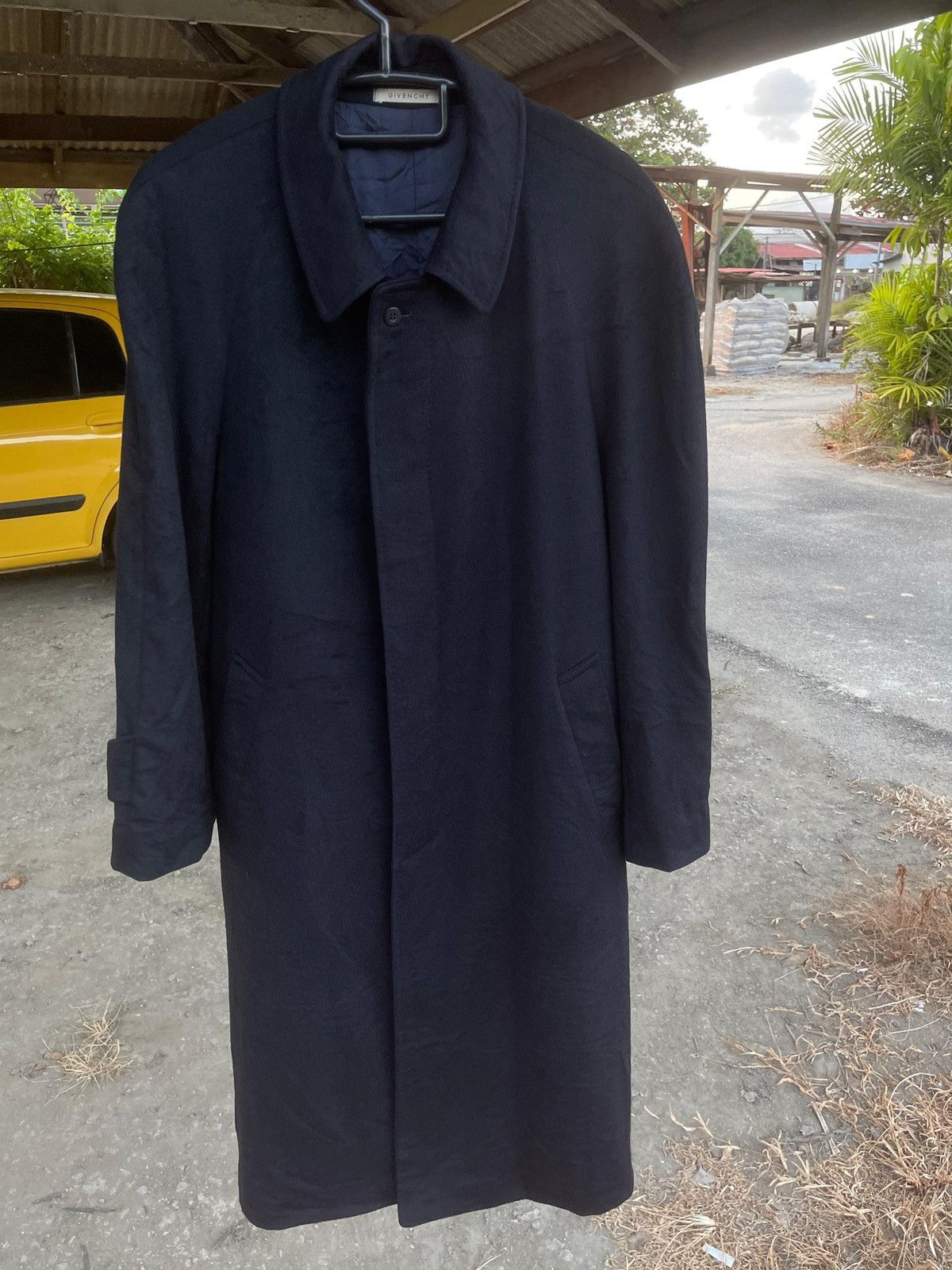 Givenchy GIVENCHY Cashmere Luxury Coat Size US L / EU 52-54 / 3 - 2 Thumbnail