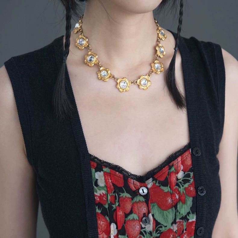 Kenzo KENZO Golden Rhine Stone Shimmering Flower Necklace vintag Size ONE SIZE - 2 Thumbnail