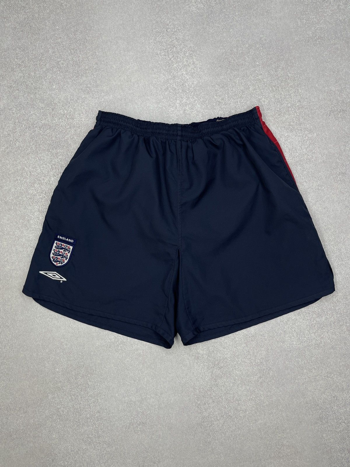 Umbro Vintage Umbro England Navy Soccer Shorts Y2K Football Club Size US 34 / EU 50 - 2 Thumbnail
