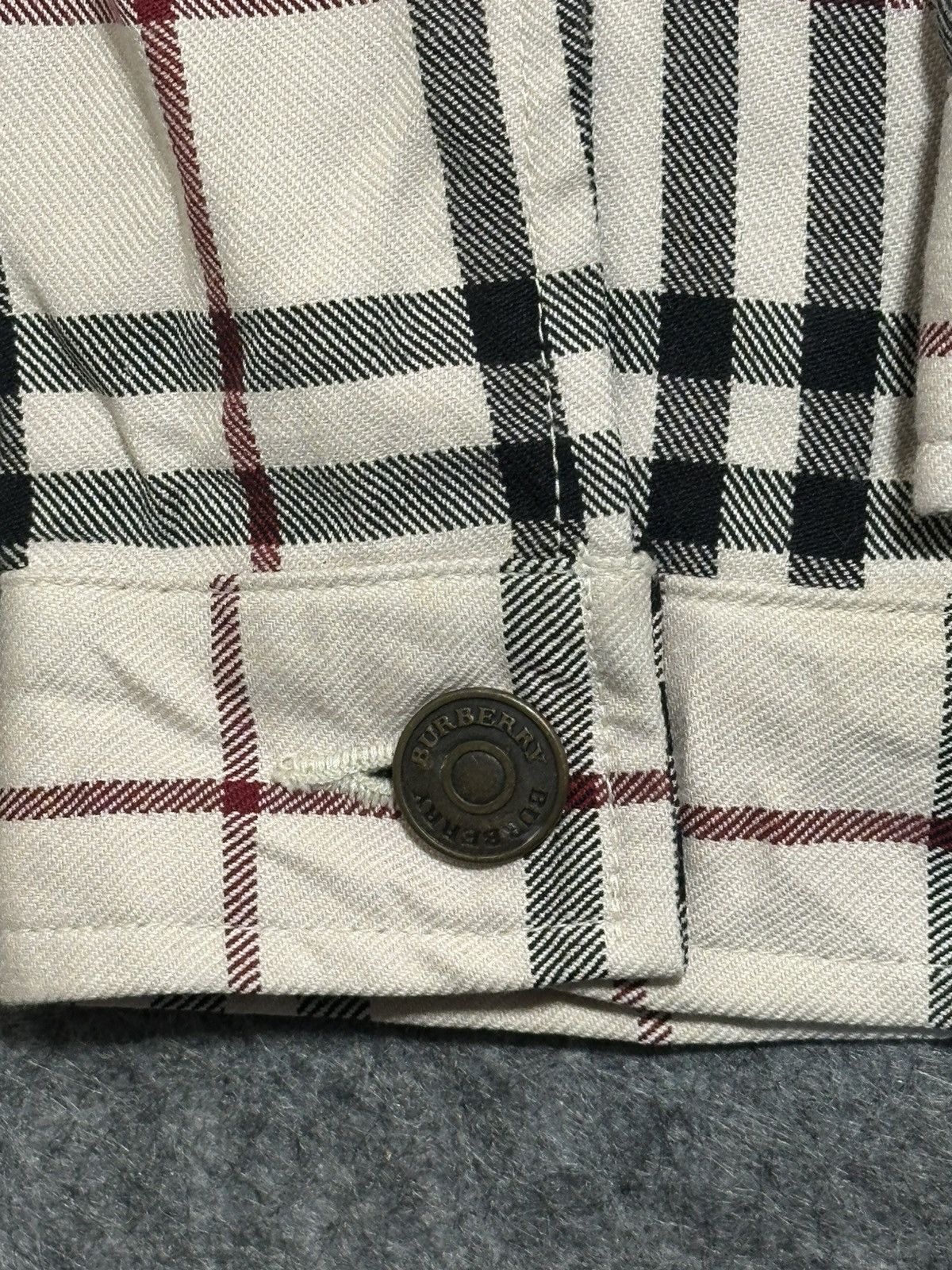Burberry vintage Burberry London beige nova check cotton denim-style. Size M / US 6-8 / IT 42-44 - 11 Thumbnail