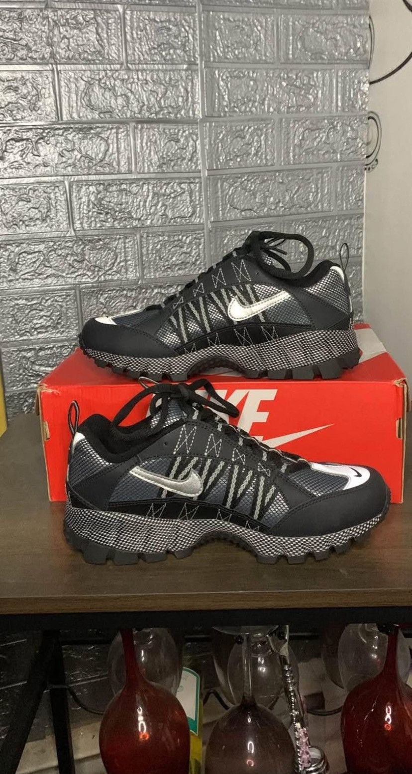 Nike Air Humara QS ‘Black Metallic Silver’ Size US 6.5 / EU 39-40 - 2 Thumbnail