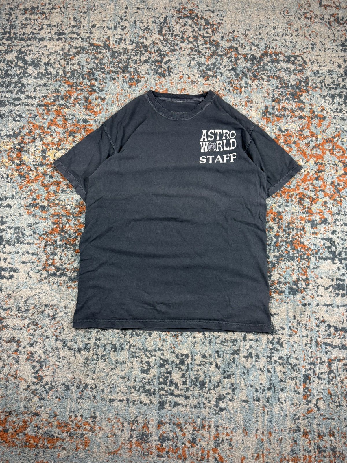Travis Scott Rare Travis Scott Astroworld staff tee faded washed hype Size US M / EU 48-50 / 2 - 2 Thumbnail