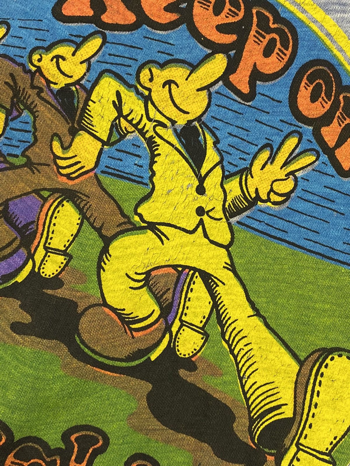 Vintage 1970’s Vintage R. Crumb Keep On Truckin’.. Graphic Tee Size US L / EU 52-54 / 3 - 5 Thumbnail
