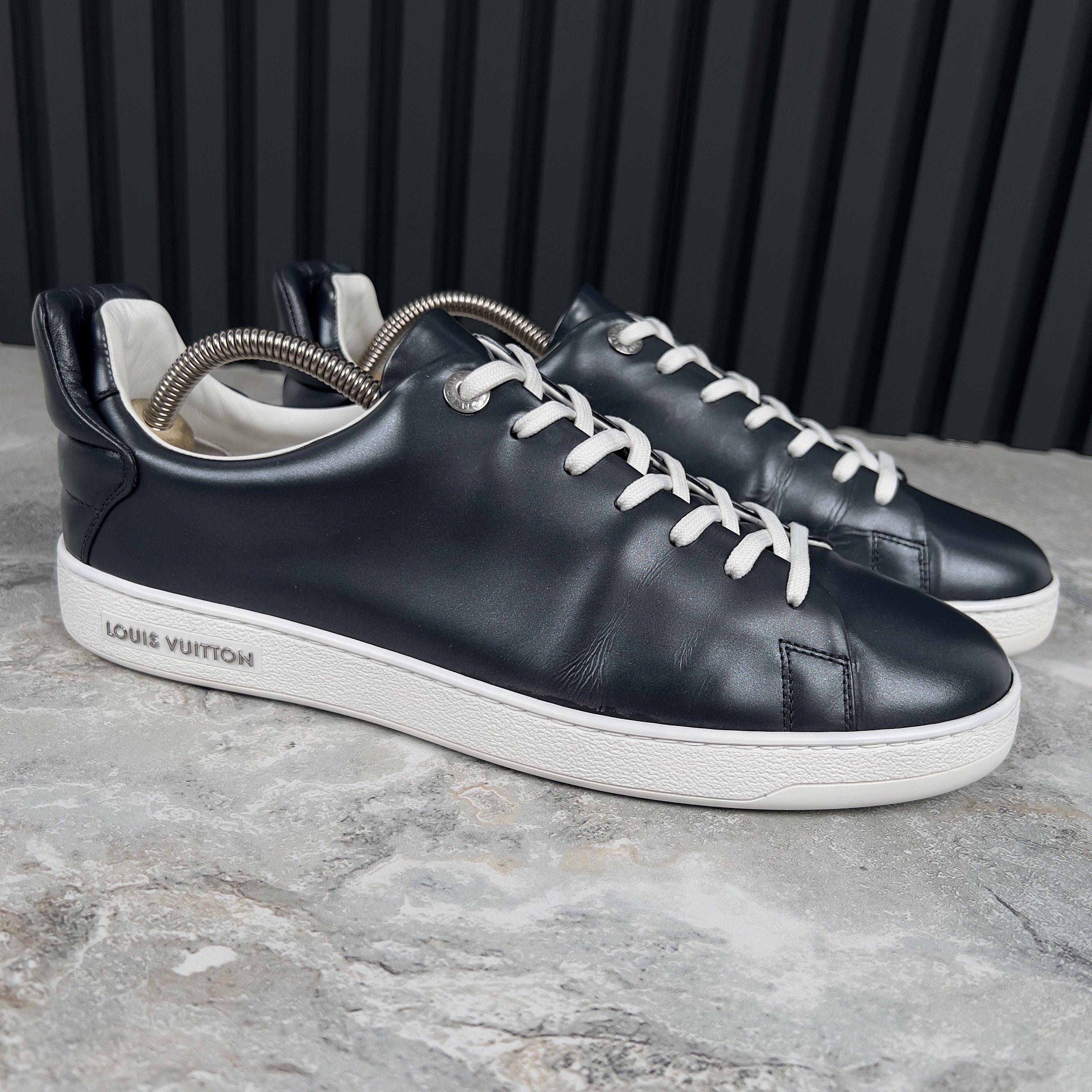 Louis Vuitton Frontrow Low Sneakers Dark Gray Silver Leather Size US 8 / EU 41 - 6 Thumbnail