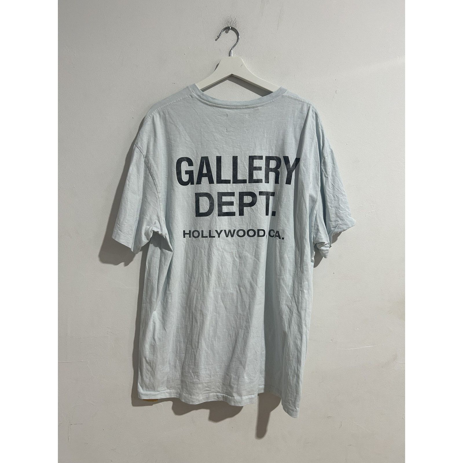 Gallery Dept. GALLERY DEPT. LOGO PRINT BABY BLUE TEE SIZE XL PREOWNED Size US XL / EU 56 / 4 - 2 Thumbnail