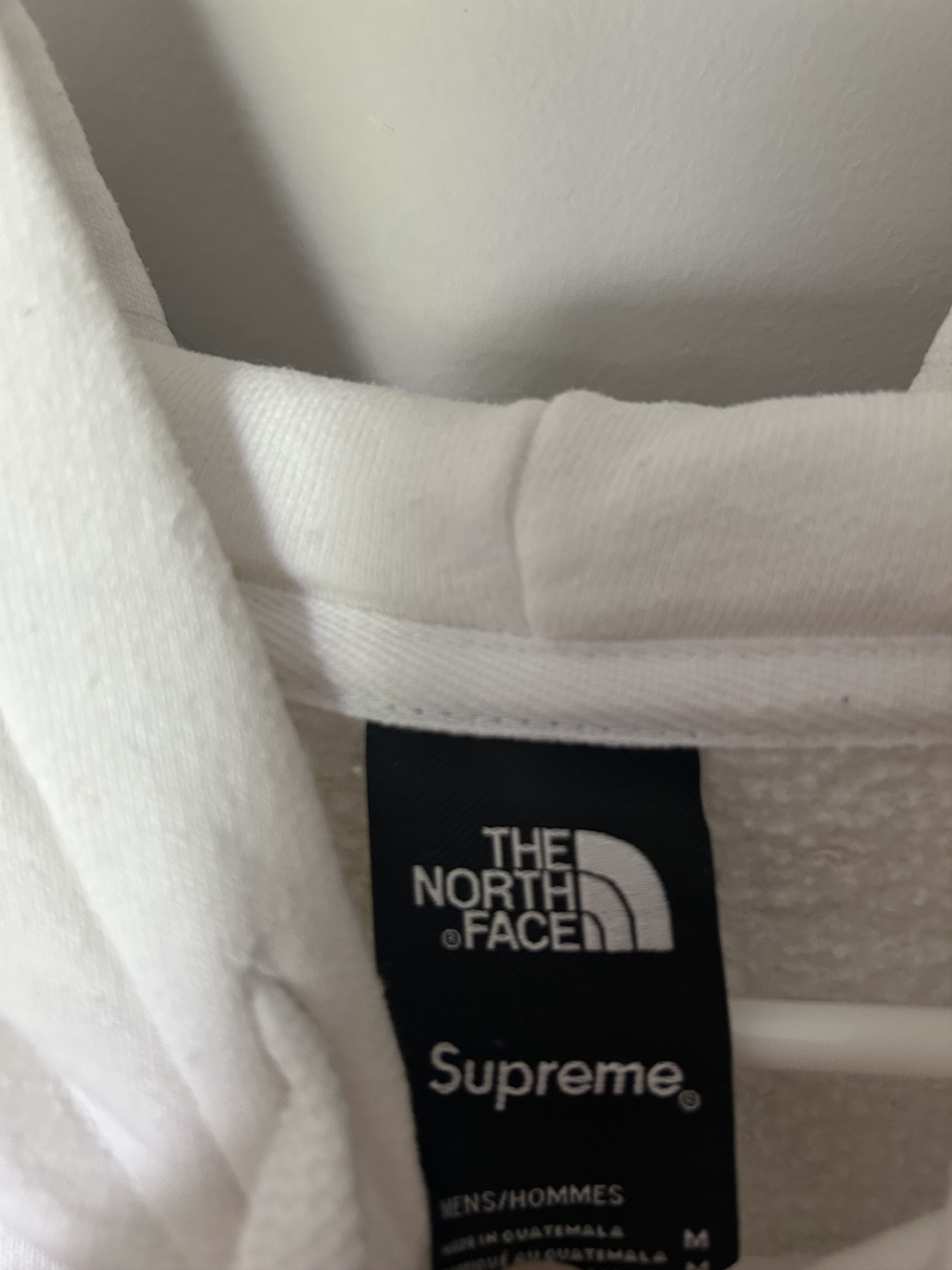 Supreme × The North Face Supreme x The North Face Lenticular Mountains Size US M / EU 48-50 / 2 - 4 Thumbnail