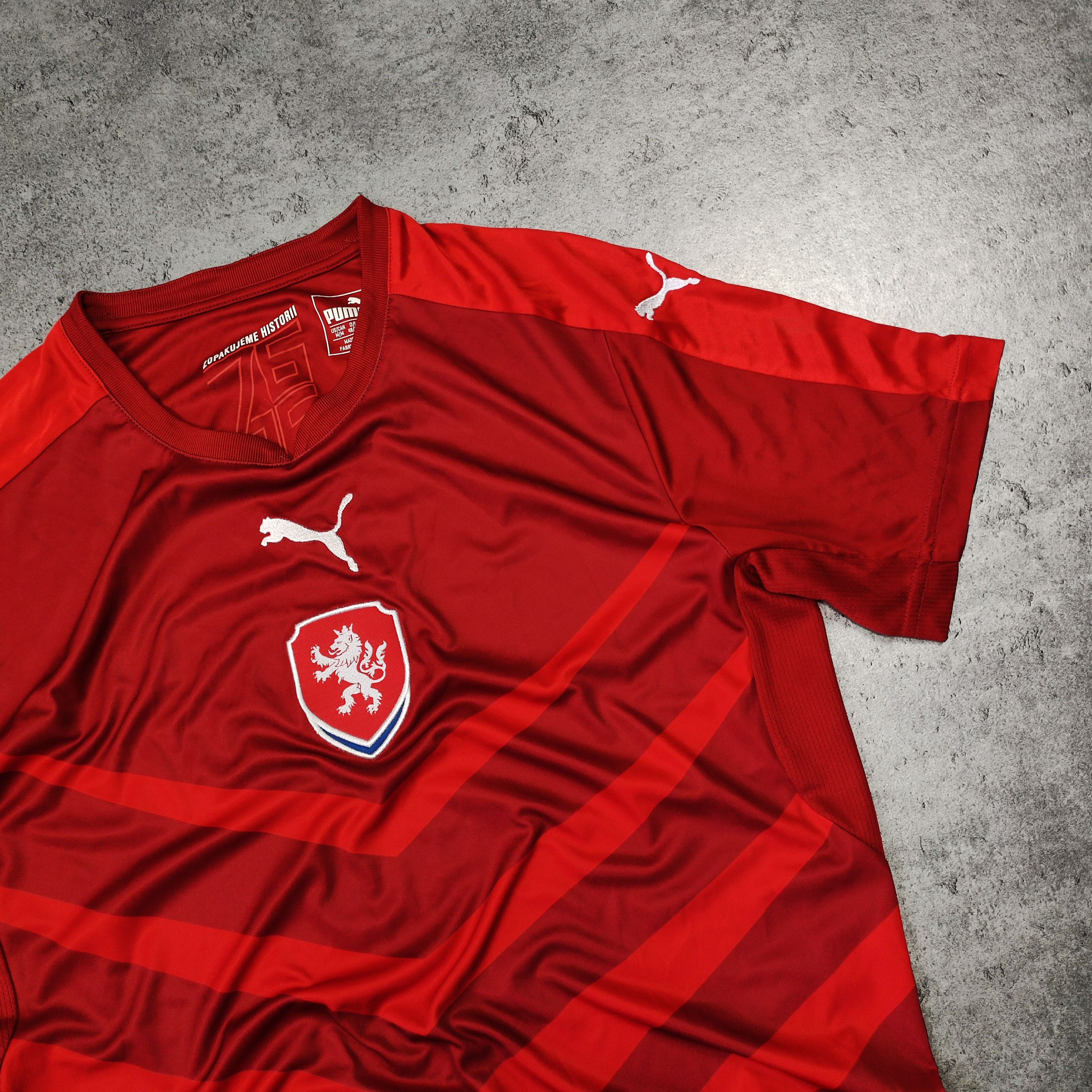 Puma RARE Puma x Football Czech Republic National Team Jersey Size US M / EU 48-50 / 2 - 3 Thumbnail