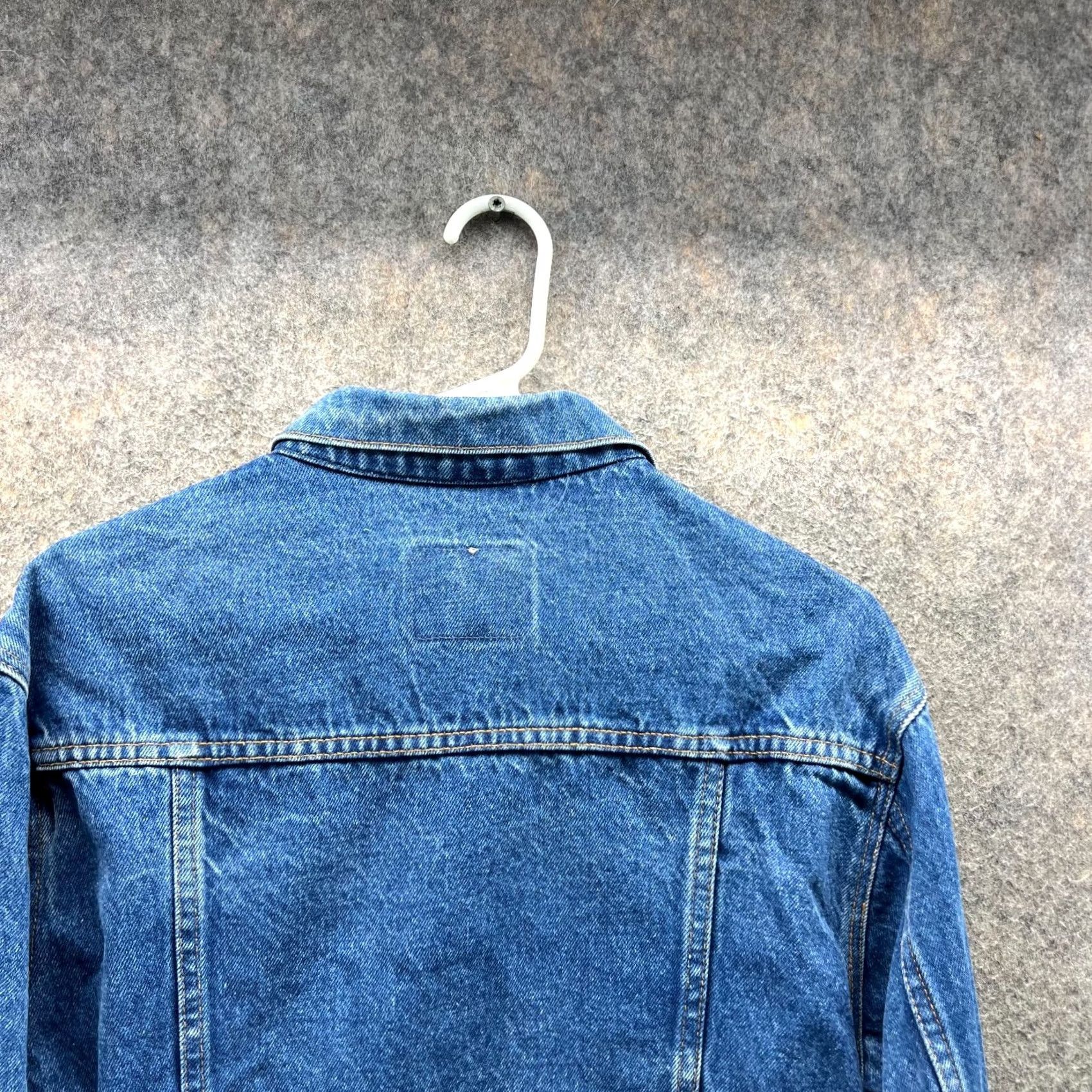 Gap VINTAGE Gap Jacket Men Medium Denim Button-Down Trucker Blue Biker 80s Vintage, Casual Mens, Regular Fit Size US M / EU 48-50 / 2 - 4 Thumbnail