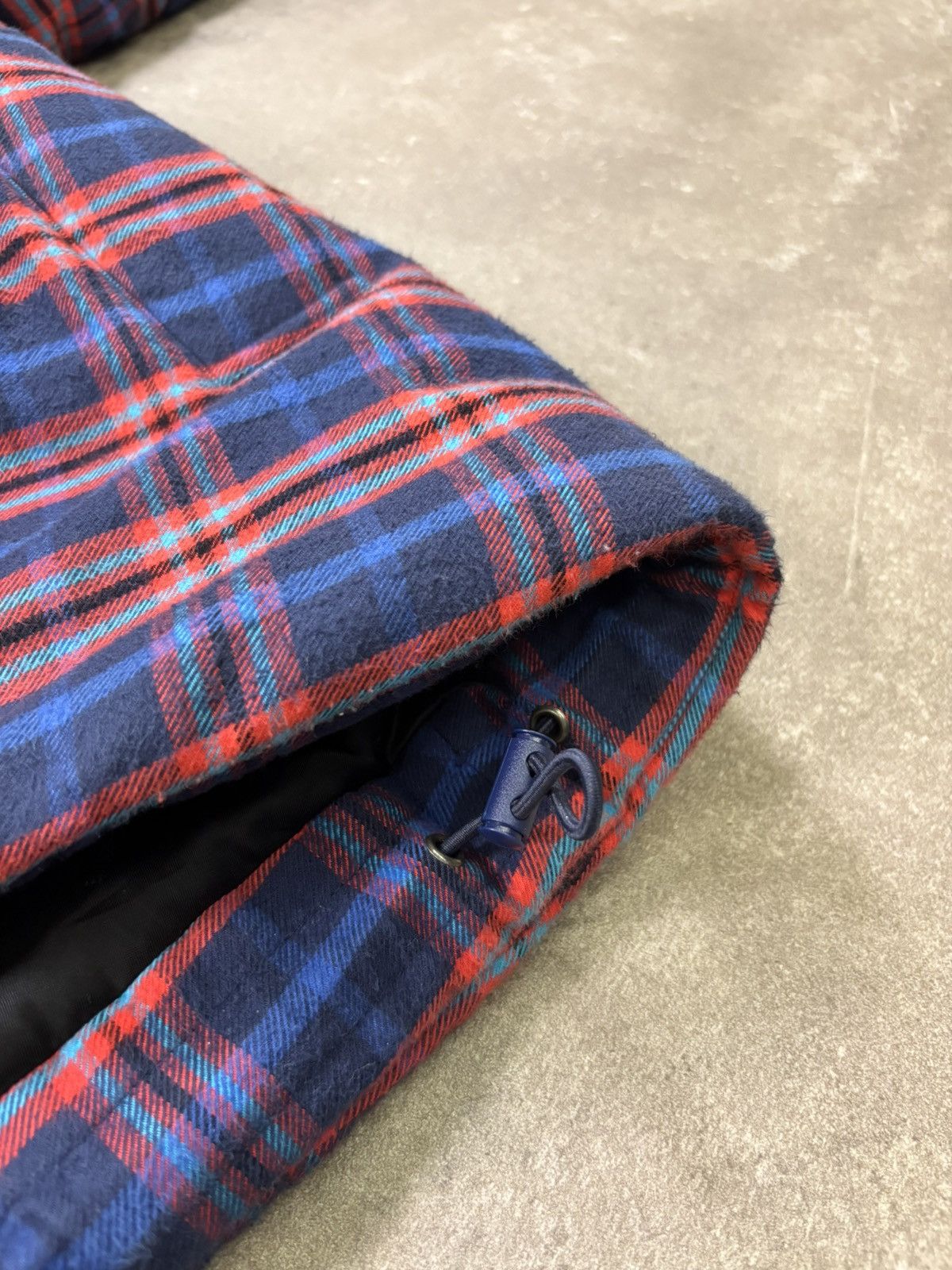Balenciaga Balenciaga Oversized Cocoon Flannel Padded Jacket Size US M / EU 48-50 / 2 - 8 Thumbnail
