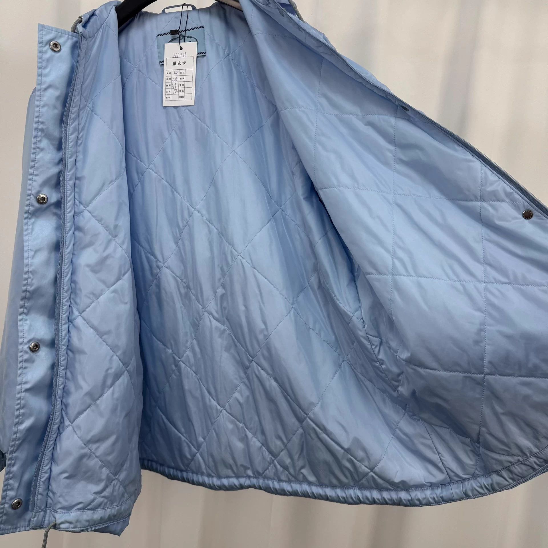 Prada Prada Padded Nylon Triangle Logo Jacket 38 98 New Size S / US 4 / IT 40 - 5 Thumbnail