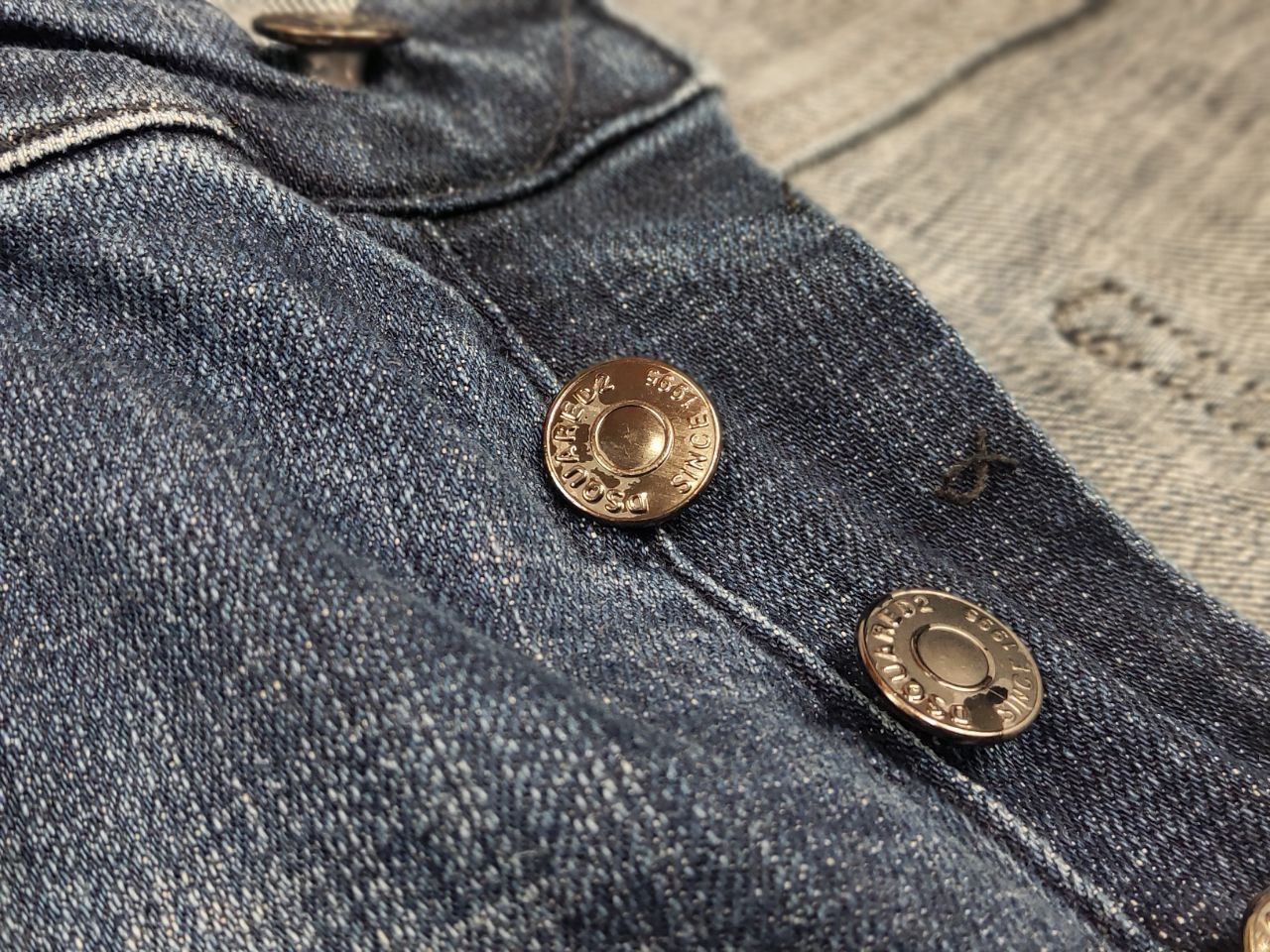 Dsquared2 Dsquared2 authentic Design Distressed logo Denim Jeans Size US 32 / EU 48 - 18 Thumbnail