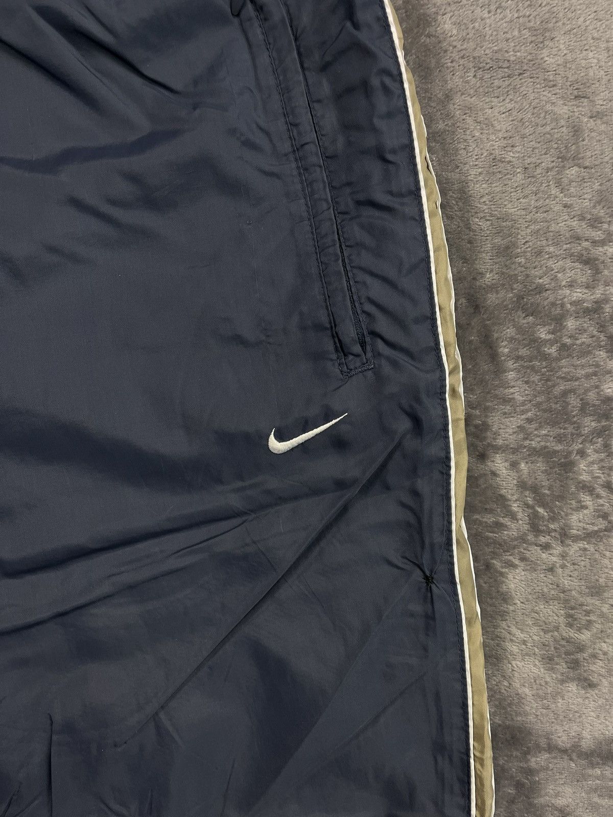 Nike 90s Nike Retro Baggy Track Pants Swoosh Logo Y2k Rare Size US 34 / EU 50 - 2 Thumbnail