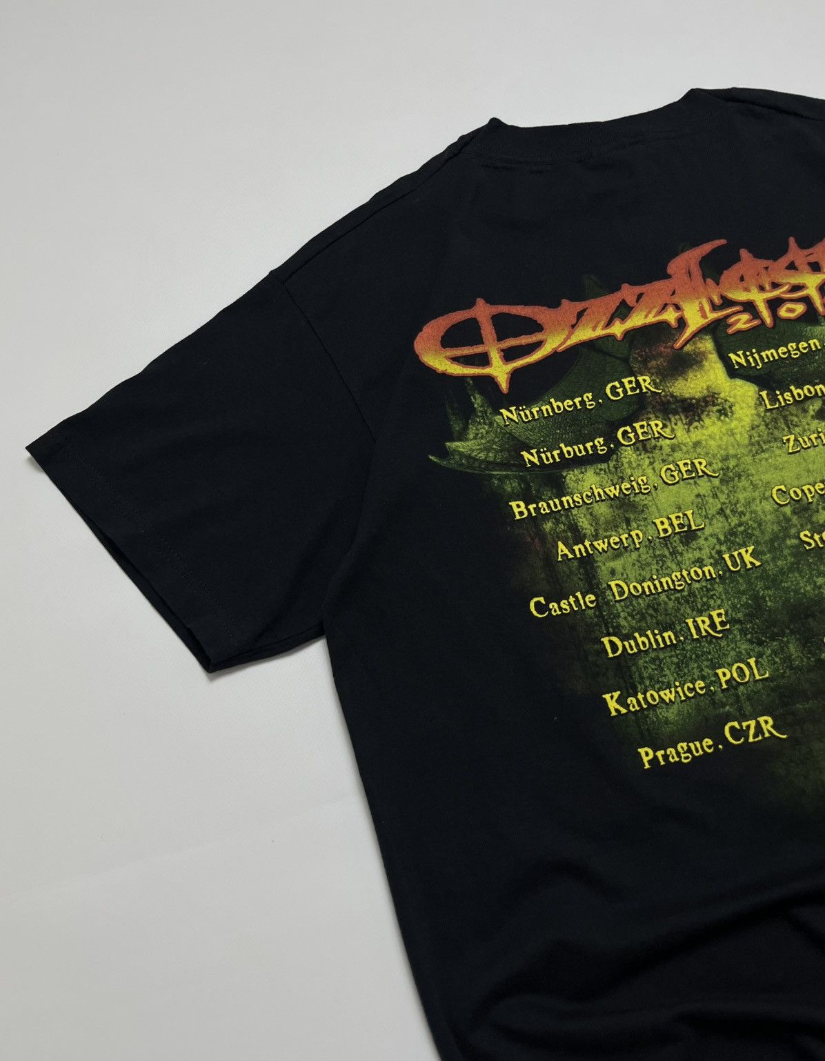 Ozzy Osbourne Rare Ozzy Osbourne Prince Of Fuckin’ Darkness T-Shirt 00s Size US L / EU 52-54 / 3 - 11 Thumbnail