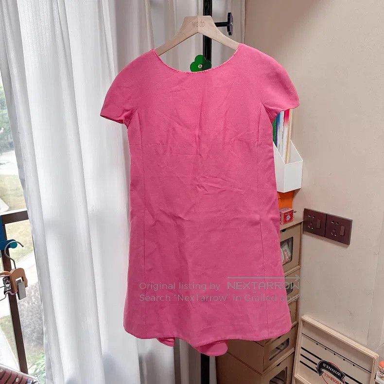 Valentino Valentino dress Size XS / US 0-2 / IT 36-38 - 1 Thumbnail