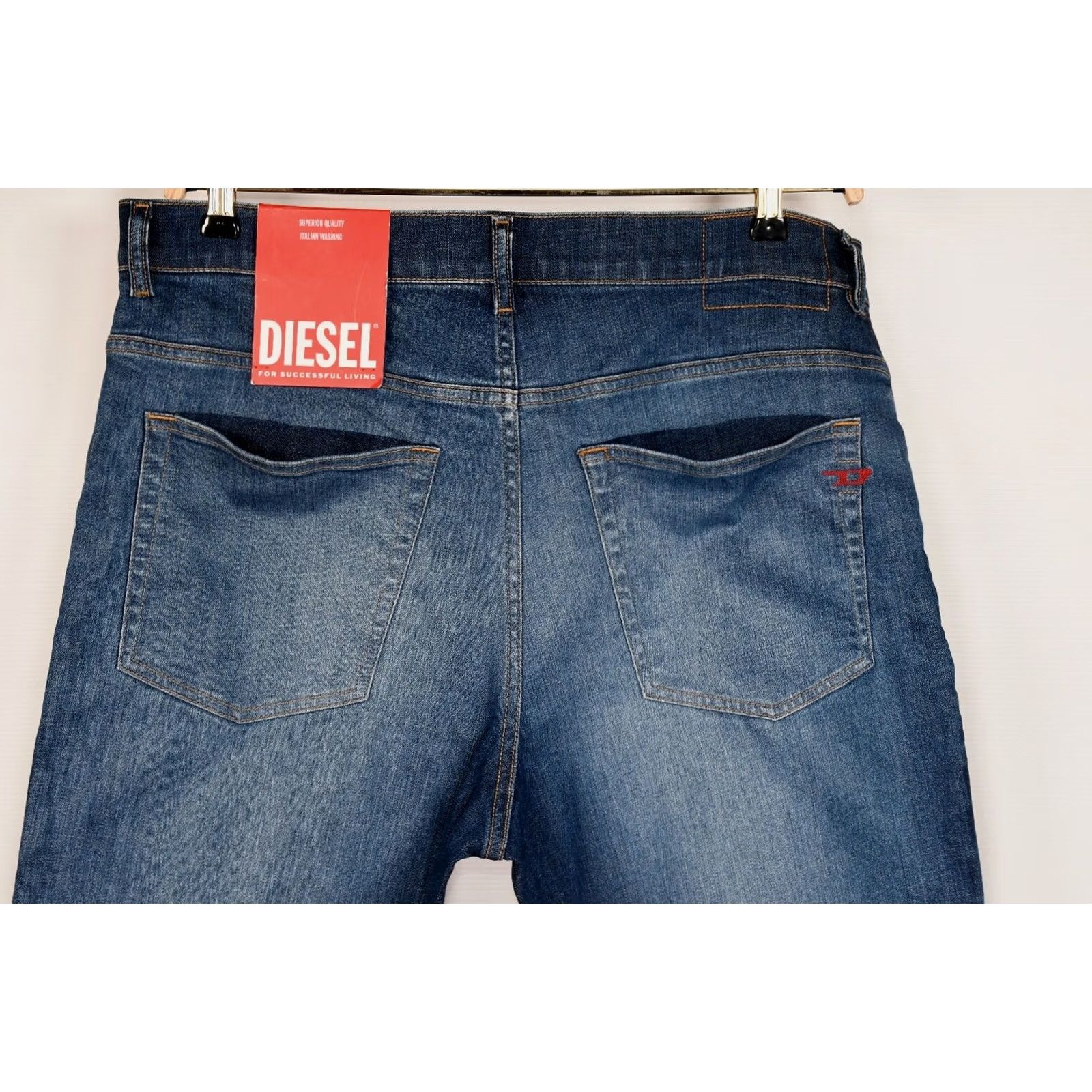 Diesel Diesel Jeans Main Point: 2005 5 Pocket D-Fining Tapered Regular Men's Jeans W38 L30 Blue 99% Cotton 1% Elastane Vintage N/A Size US 38 / EU 54 - 4 Thumbnail