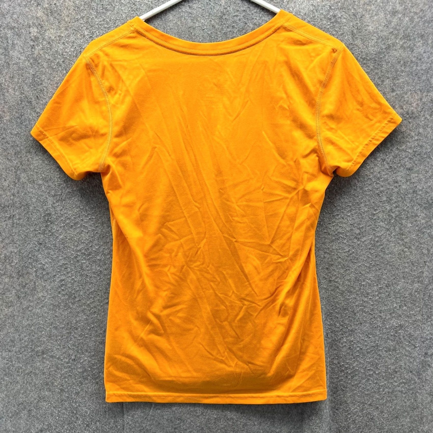 Nike Nike Shirt Womens Medium Orange Dri-Fit V-Neck Athletic Tee Swoosh Athletic Size M / US 6-8 / IT 42-44 - 2 Thumbnail