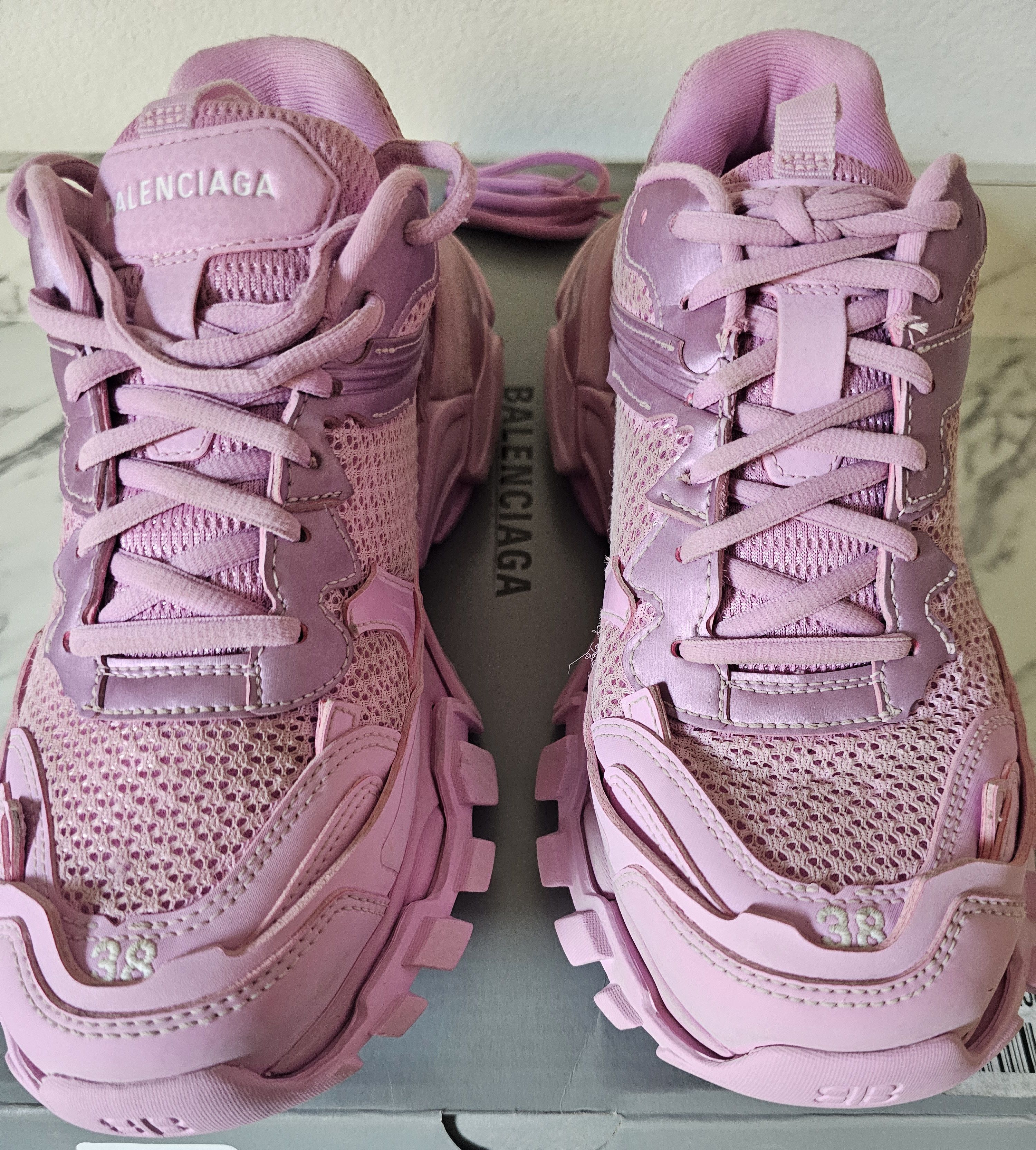Balenciaga NEW EU 38 Balenciaga track 3 pink distressed sneakers Size US 8 / IT 38 - 10 Thumbnail