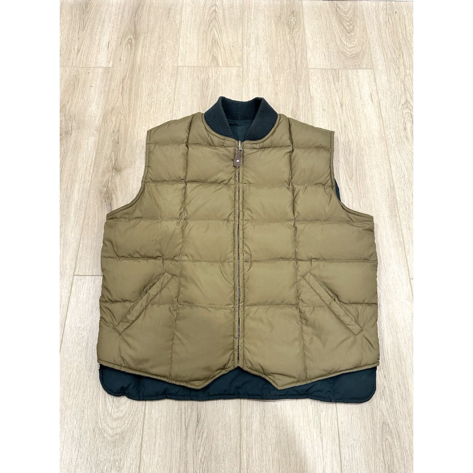 Eddie Bauer VINTAGE Eddie Bauer Reversible Down Vest Mens L Green Beige Quilted Puffer Shirt Size US L / EU 52-54 / 3 - 6 Thumbnail