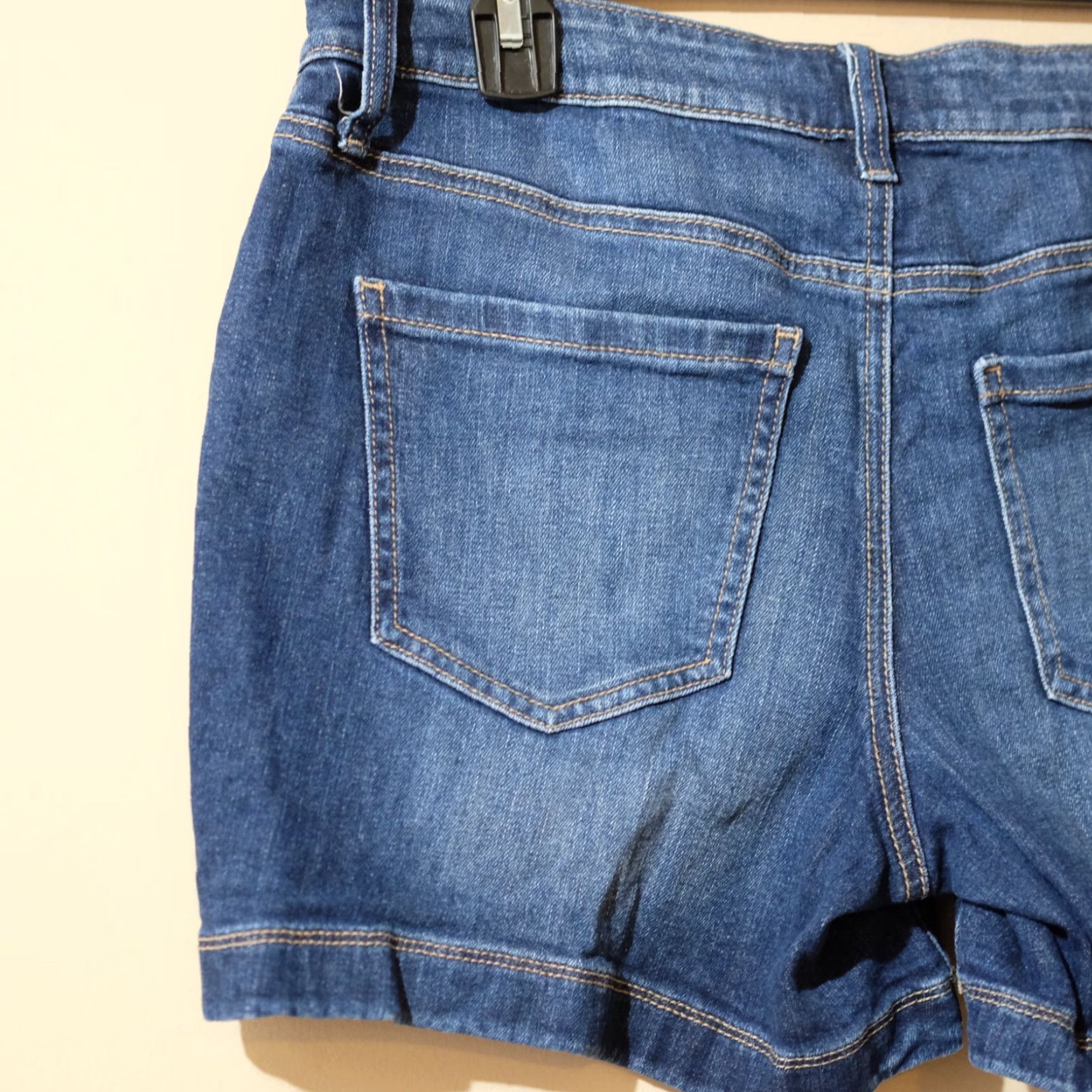 Vintage Maurices Denim Shorts Mid-Rise Stretch Dark Wash Women's 10 Blue 5-Pocket Design Regular Womens Shorts Mid Rise Stretch Denim 10, Maurices Size 24" / US 00 / IT 34 - 6 Thumbnail