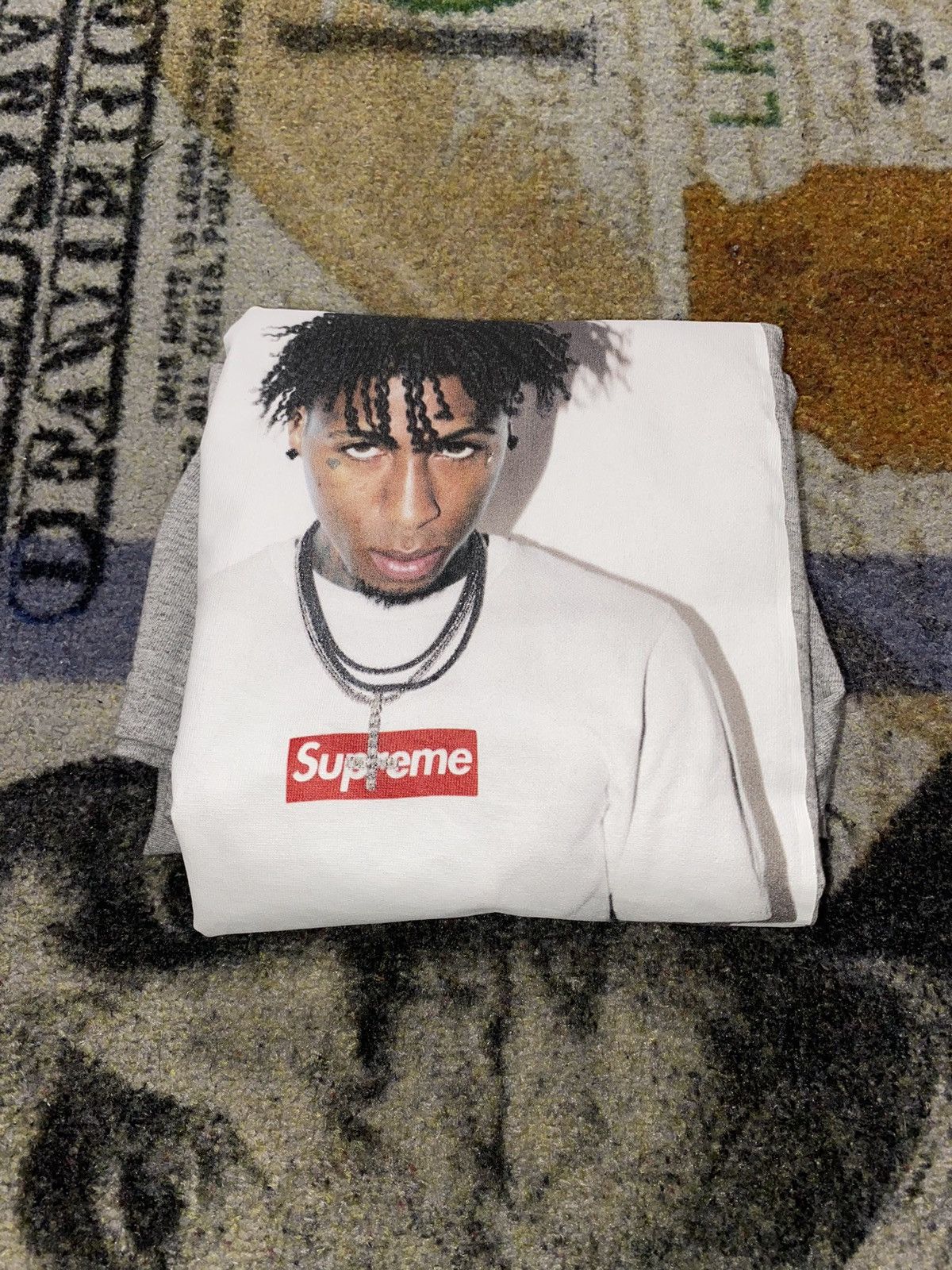 トップス Supreme Playboi Carti Tee Heather Grey S Supreme Playboi Carti Tee Heather Grey Men's - FW25 - US