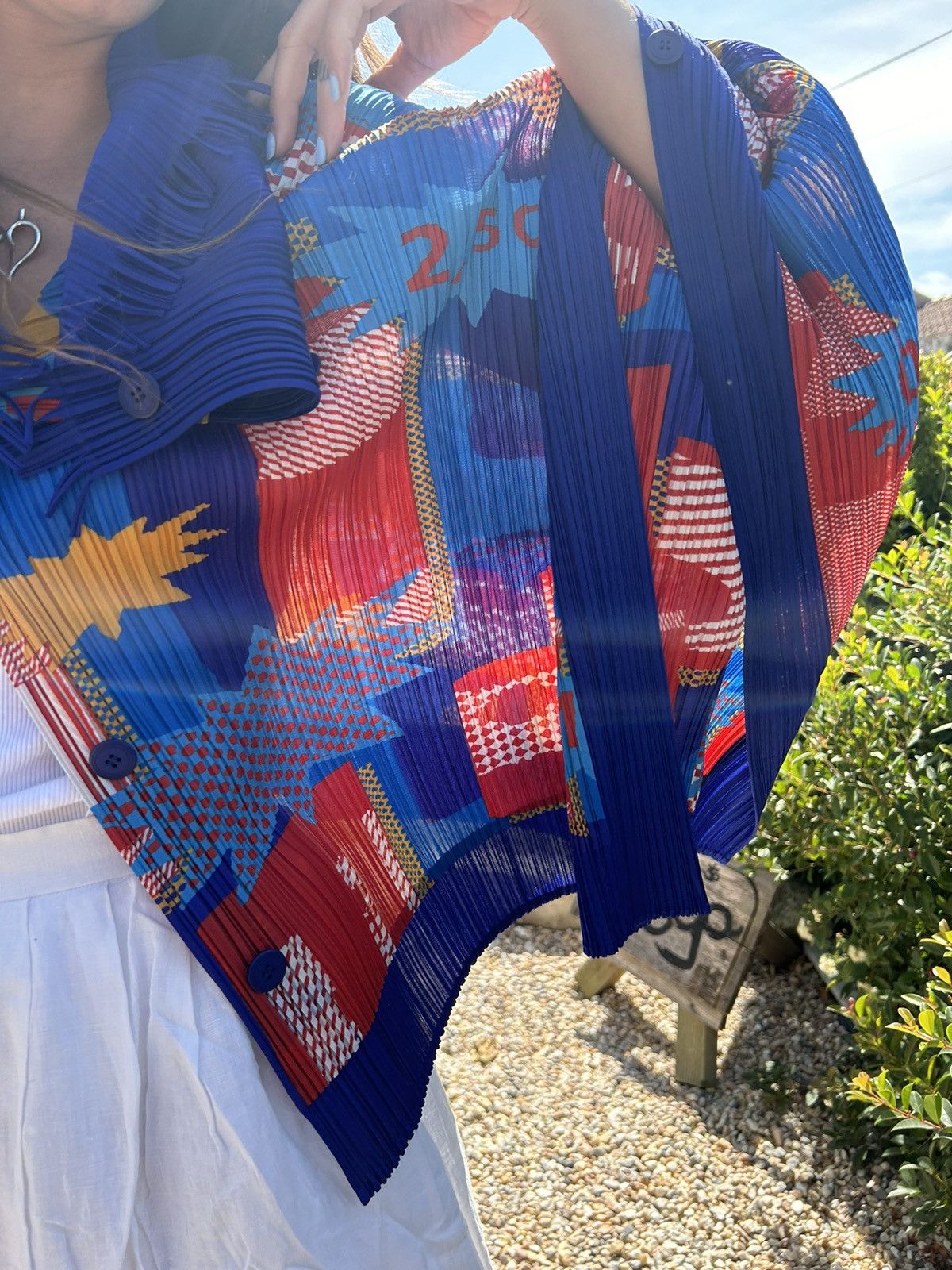 Pleats Please Issey Miyake Poncho Pop Art Issey Miyake Pleats Please Size S / US 4 / IT 40 - 3 Thumbnail