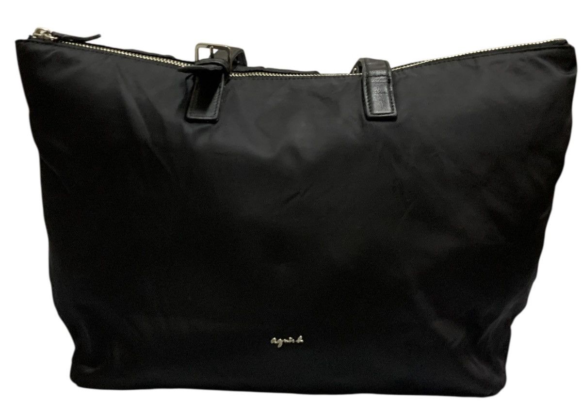 Agnes b. Voyage Nylon Shoulder bag