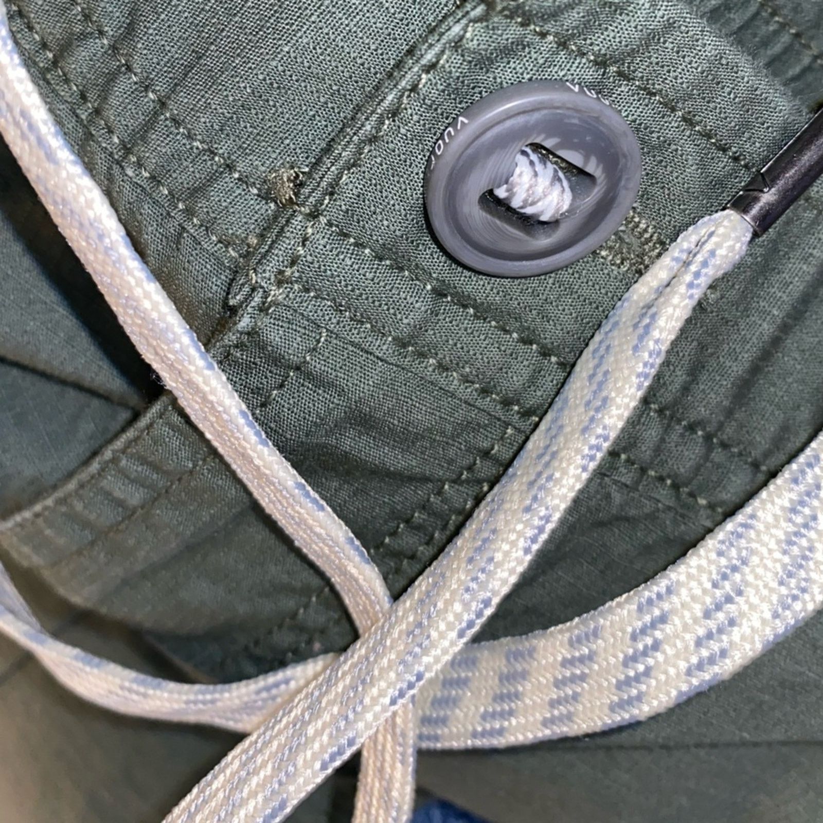 Vuori VUORUI $98 Womens Ripstop Pant Olive Small EUC Size 30" / US 8 / IT 44 - 7 Thumbnail