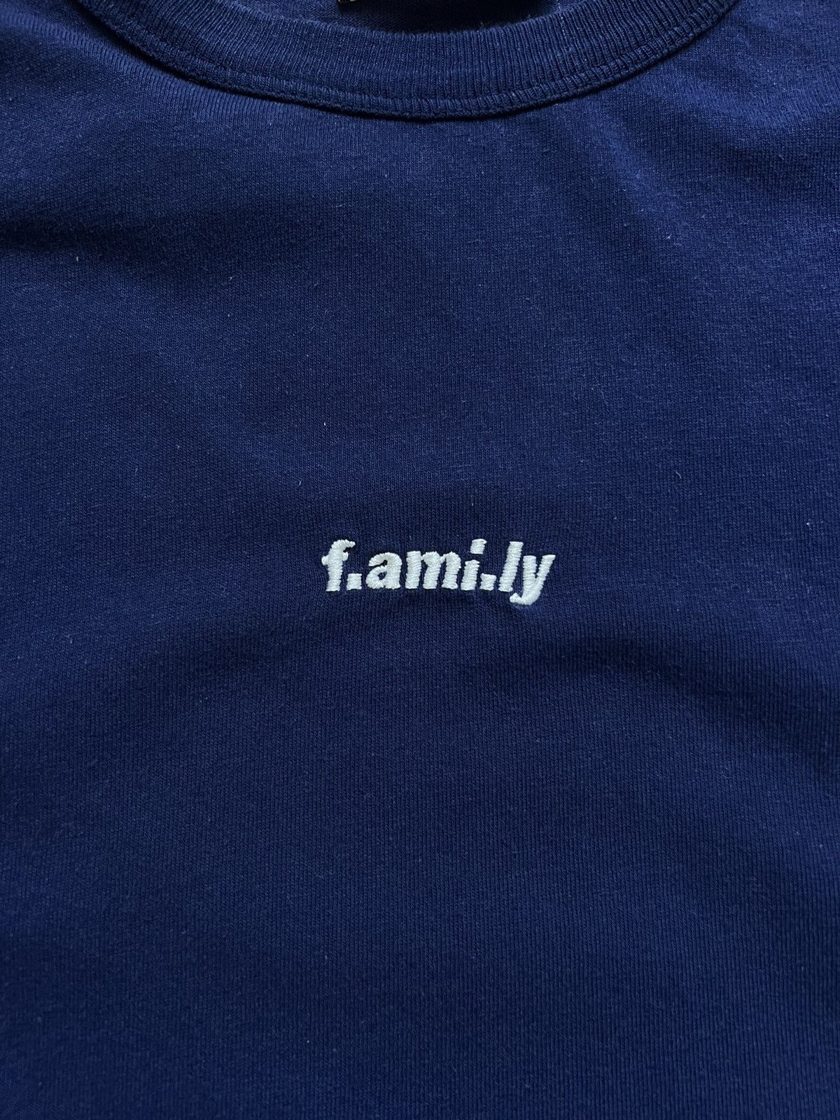AMI AMI Paris Family Logo T-Shirt M Size Blue Center Logo Size US M / EU 48-50 / 2 - 1 Thumbnail