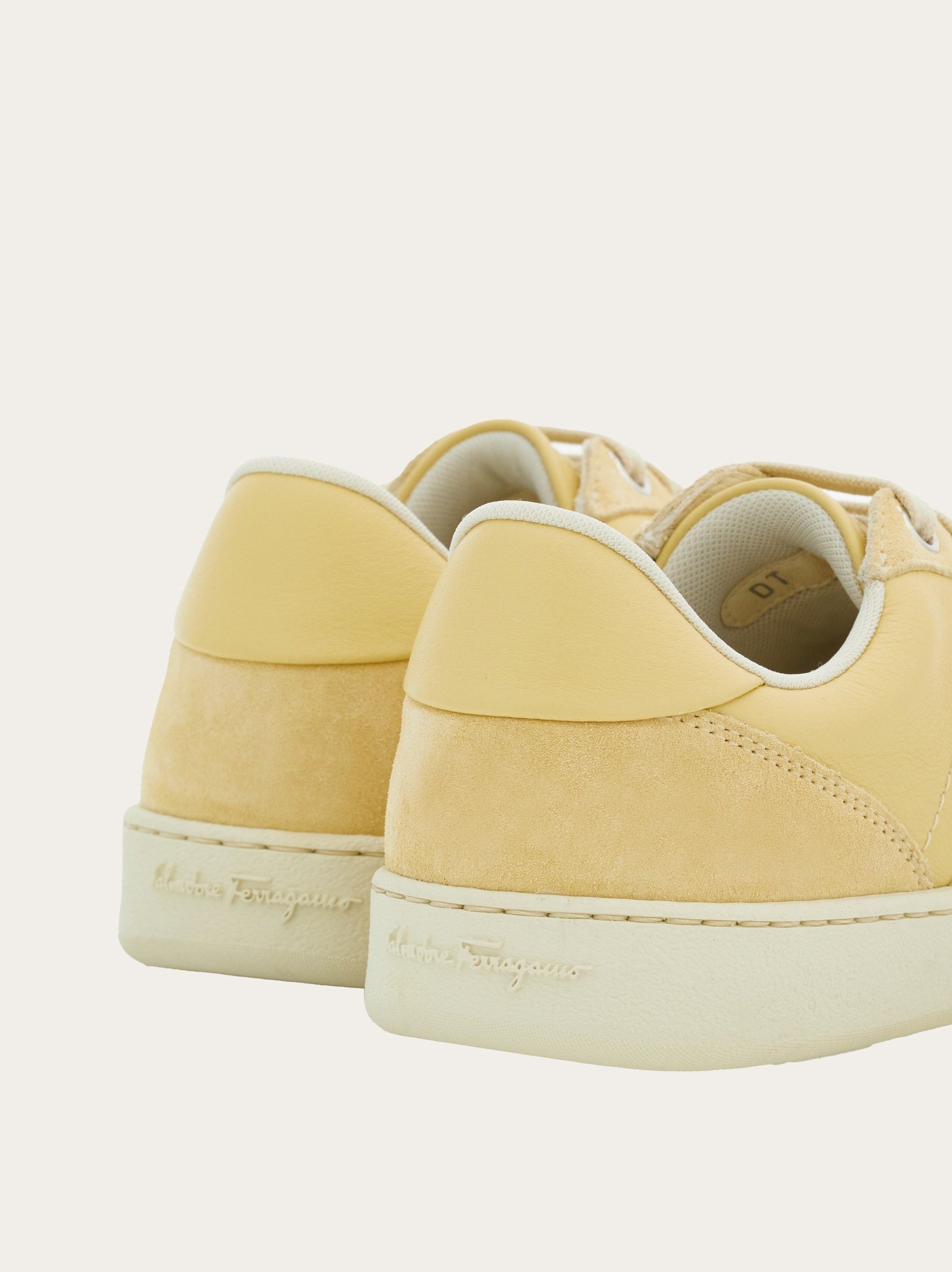 Salvatore Ferragamo o1s1rm0924 Leather Low-Top Sneakers in Butter Size US 5.5 / IT 35.5 - 3 Thumbnail