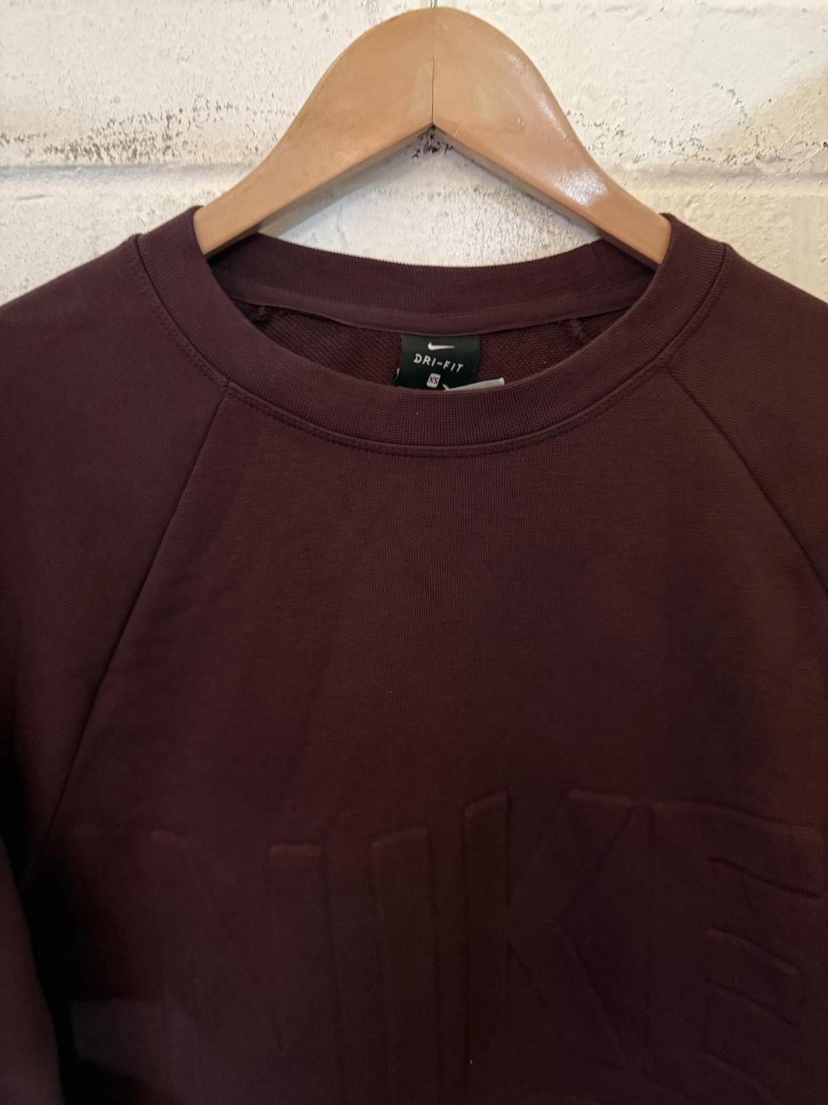 Nike Nike Women's Burgundy Sweatshirt Size S / US 4 / IT 40 - 1 Thumbnail