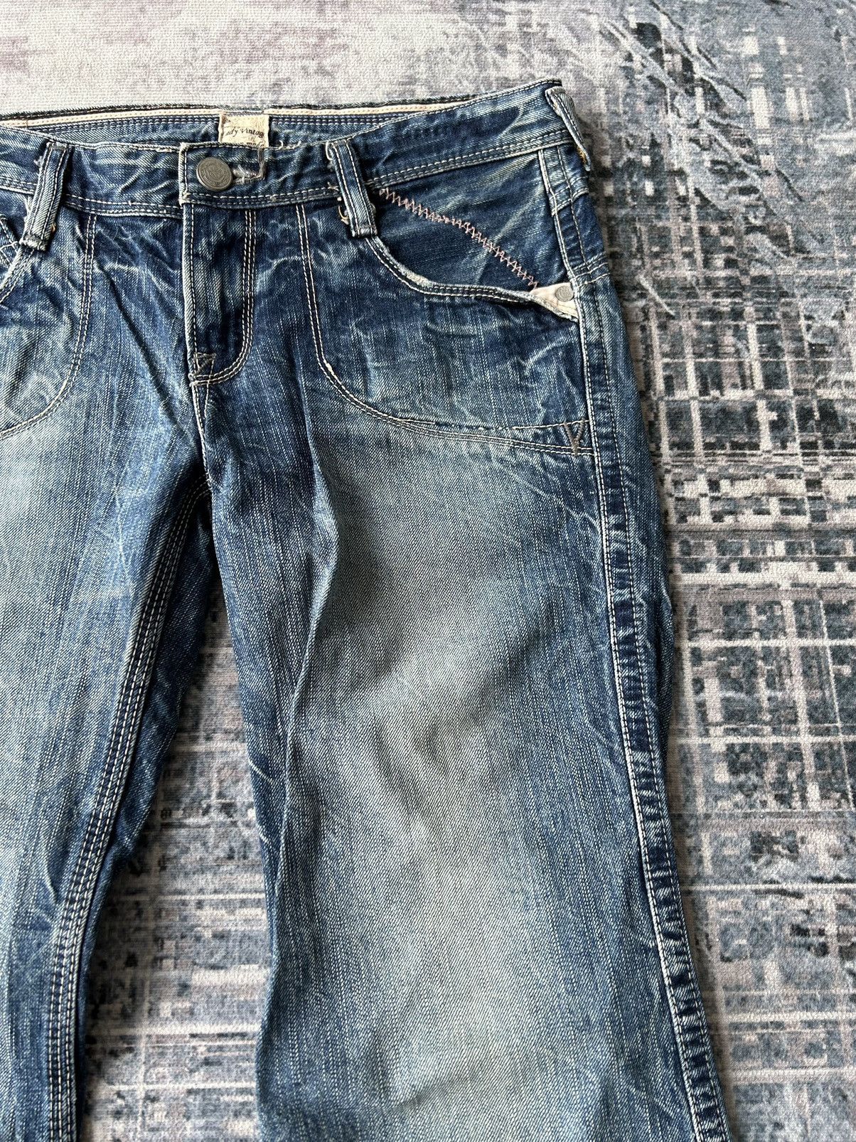 If Six Was Nine Flared Design By Lady Vintage Jeans Size 30" / US 8 / IT 44 - 10 Thumbnail