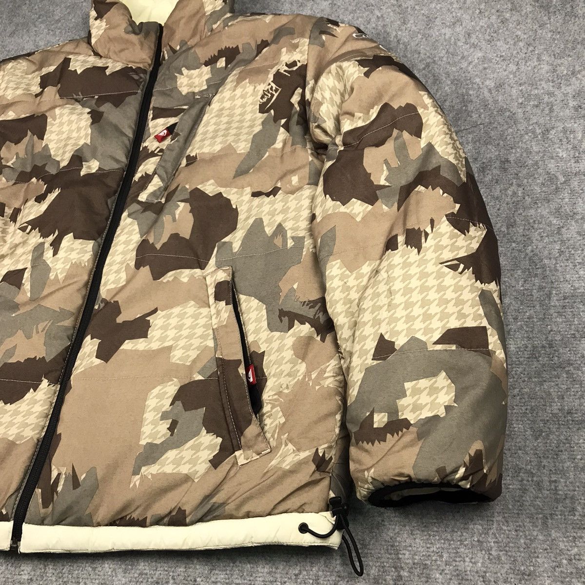 Quiksilver QUIKSILVER CAMO PUFFER ZIPPIER JACKET Size US M / EU 48-50 / 2 - 3 Thumbnail