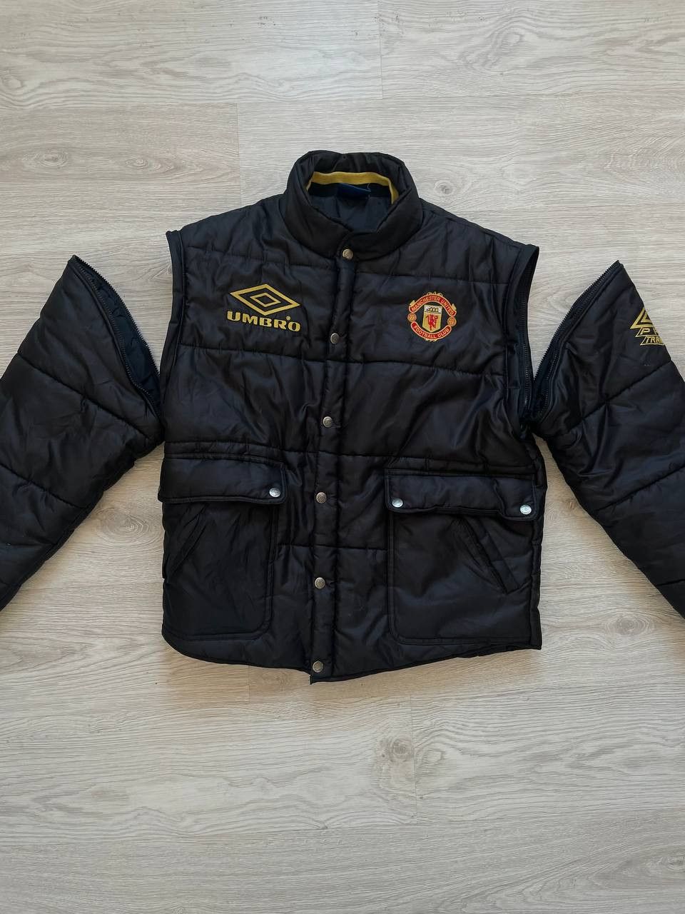 Umbro Manchester United Umbro Sharp puffer jacket football 90s Size US L / EU 52-54 / 3 - 2 Thumbnail