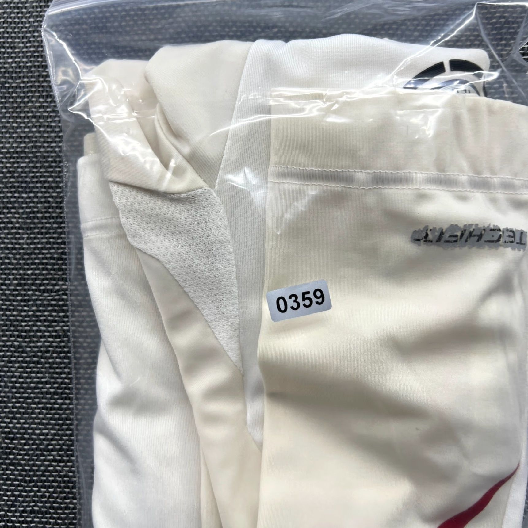 Adidas adidas Germany 2011 2012 Training Player Issue Football Jersey Size 5 Mercedes Techfit Men Short Sleeve White Polyester T-Shirt Sports Jersey Mens Size US S / EU 44-46 / 1 - 2 Thumbnail