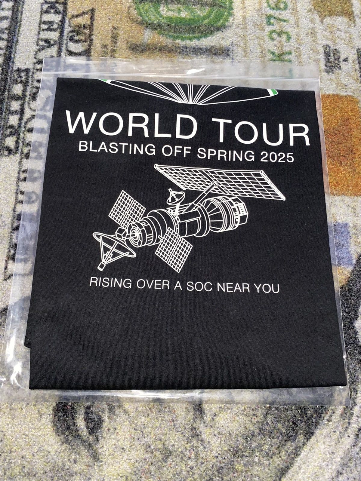 Palace Palace World Tour T-Shirt (SS25) Black Size US L / EU 52-54 / 3 - 1 Thumbnail