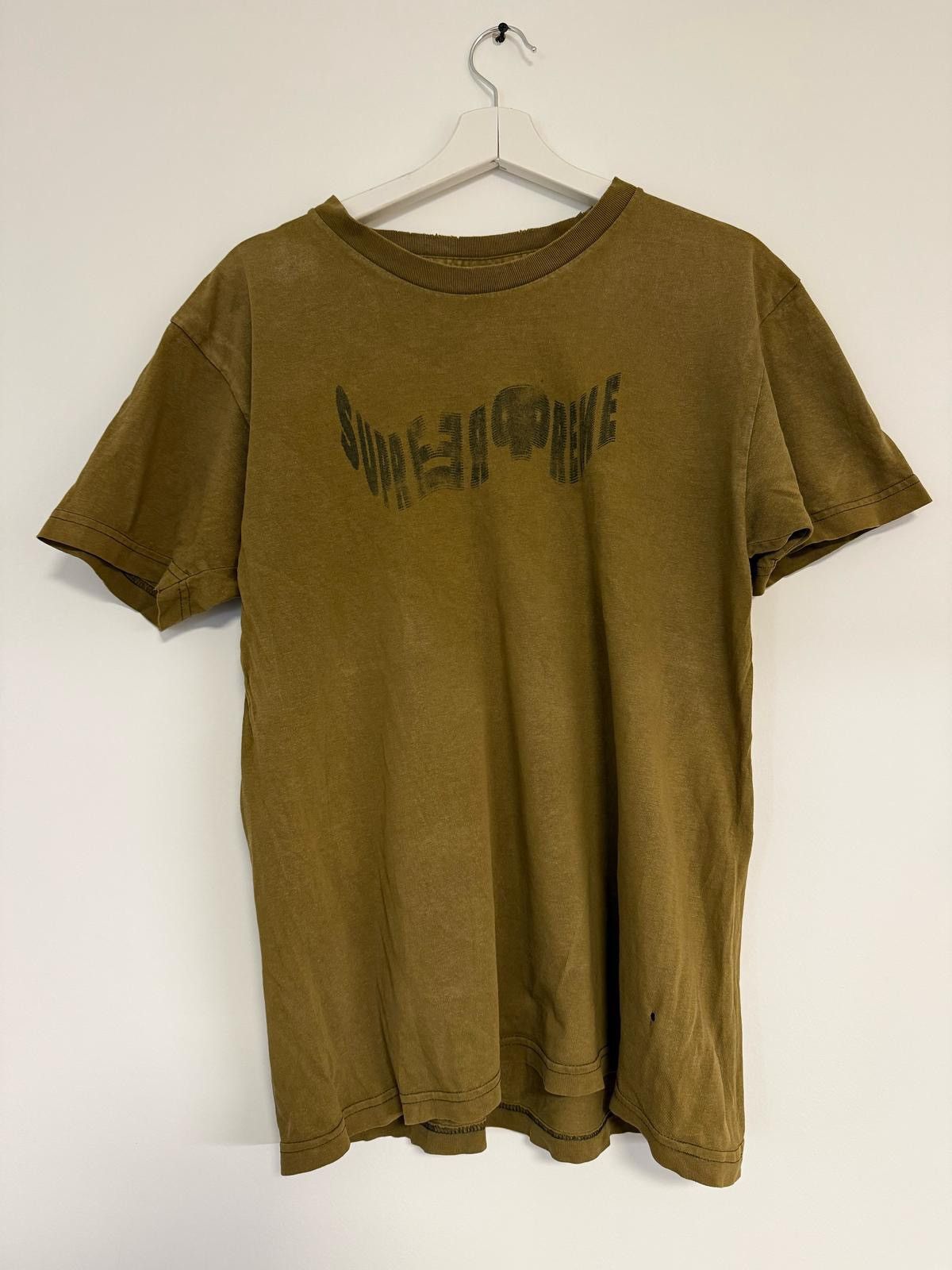 Supreme Rare Supreme Tshirt from NY store Size US M / EU 48-50 / 2 - 4 Thumbnail