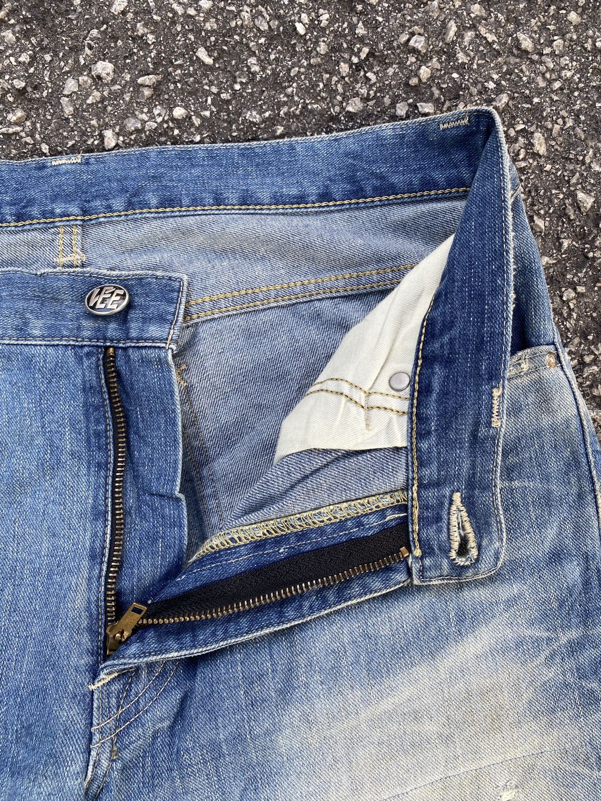 Japanese Brand × Lee Vintage Lee Blue Washed Distressed Patchwork Flare Denim Size US 32 / EU 48 - 10 Thumbnail