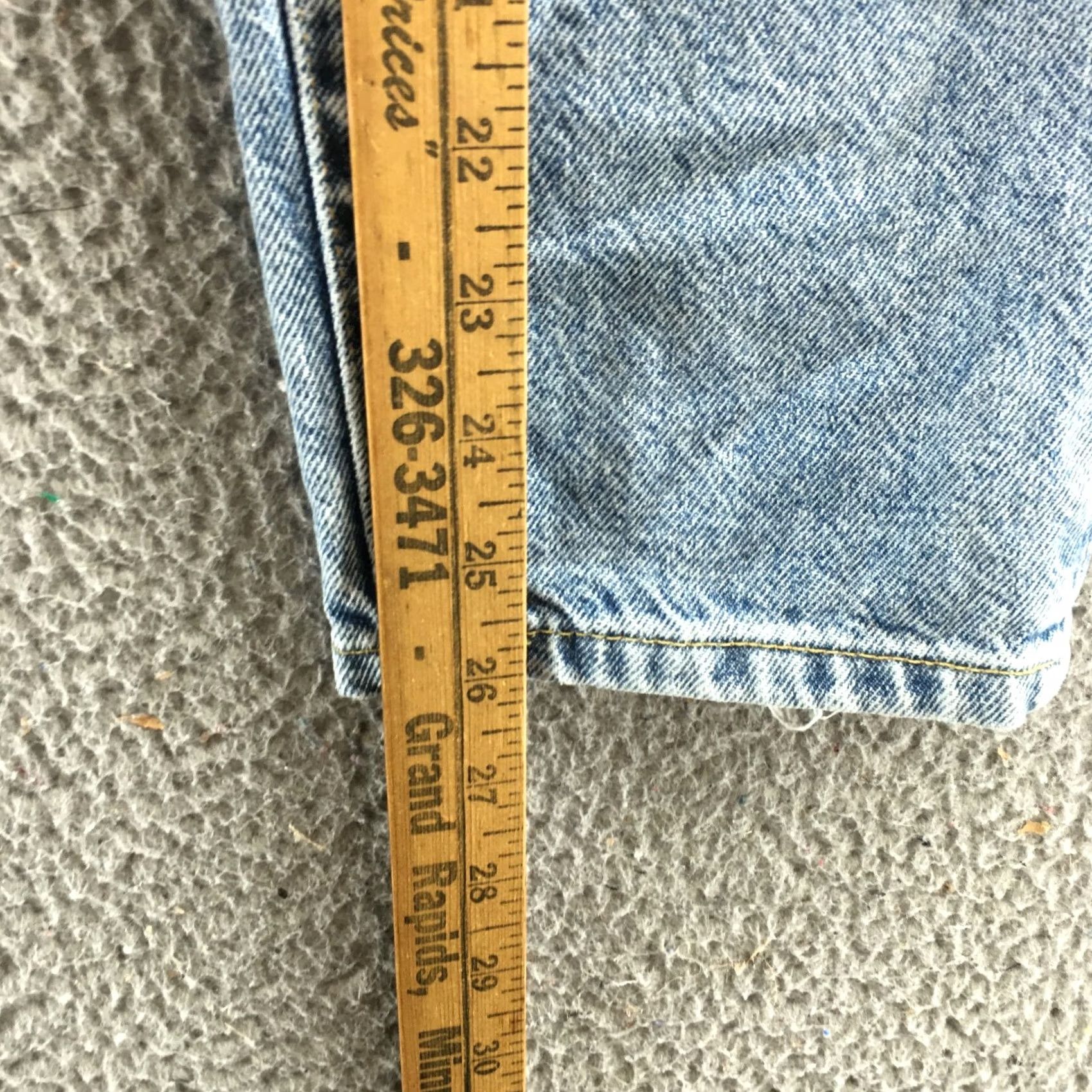 H&M H&M Womens Jeans Mom Distressed Blue High Rise Zip 4 Regular 26x26 Inseam 26 Denim 5-Pocket Size 27" / US 4 / IT 40 - 7 Thumbnail