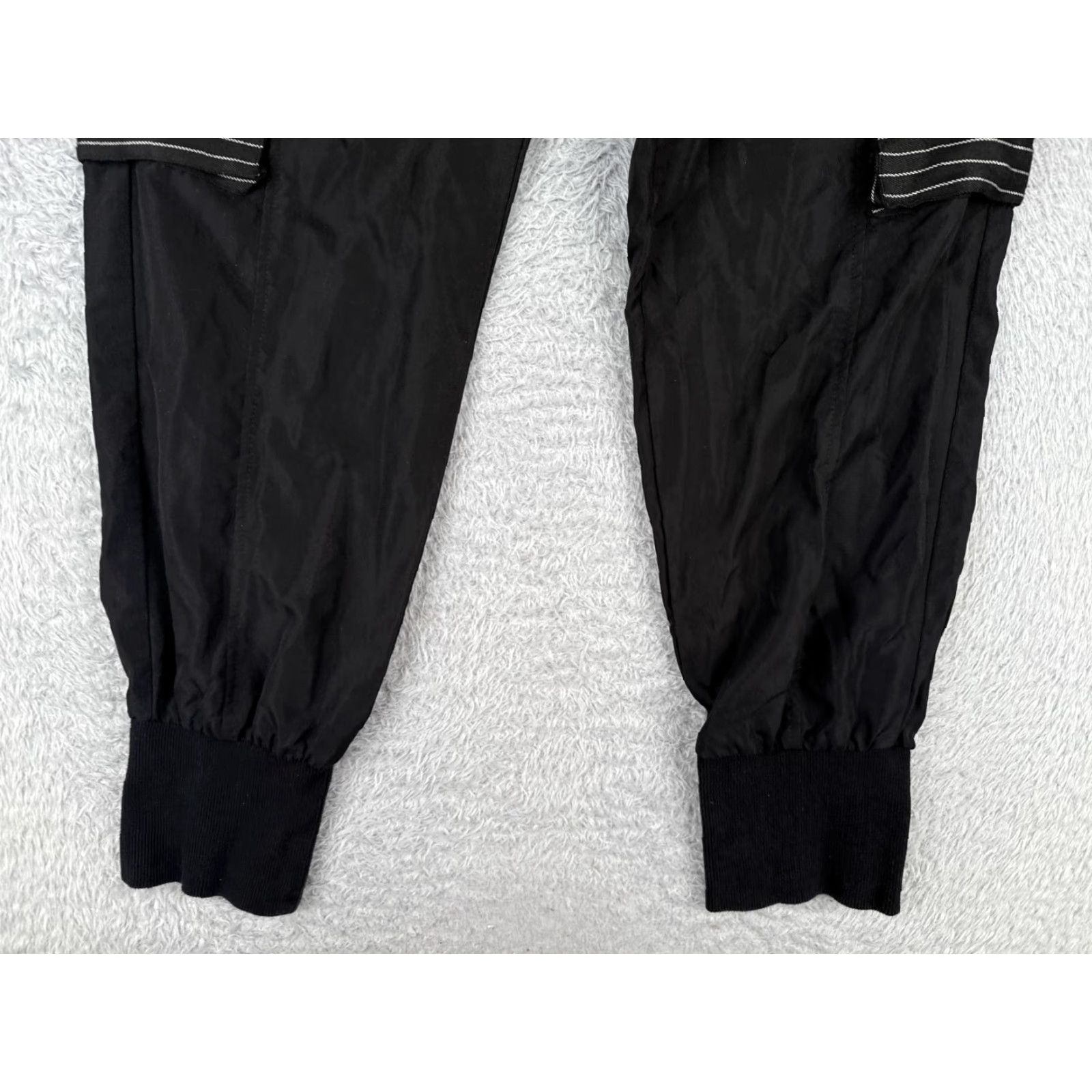 Shein Shein Pants Women Large Black Cargo Jogger Elastic Hems Poly Blend 30x27 Size 36" / US 14 / IT 50 - 2 Thumbnail