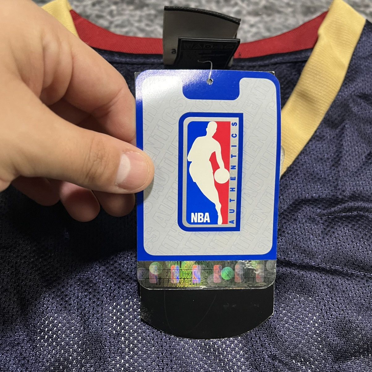 NBA Vintage Lebron James Cleveland Cavaliers Adidas NBA Jersey Size US XXL / EU 58 / 5 - 6 Thumbnail
