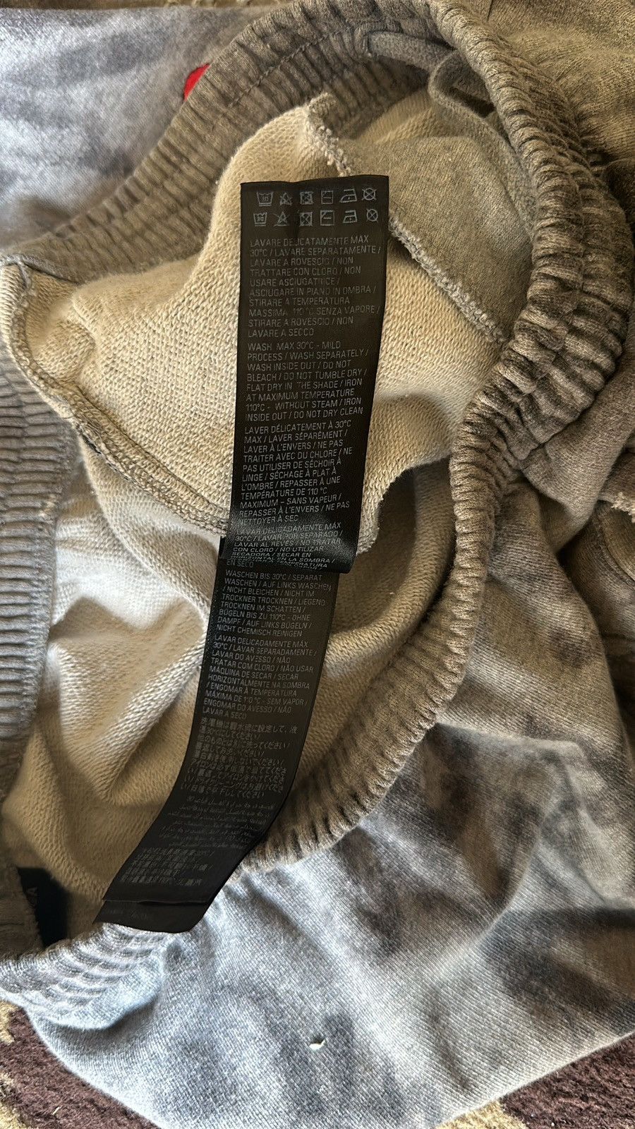 Balenciaga Balenciaga Grey Skater Graffiti Sweatpants Size US 32 / EU 48 - 6 Thumbnail
