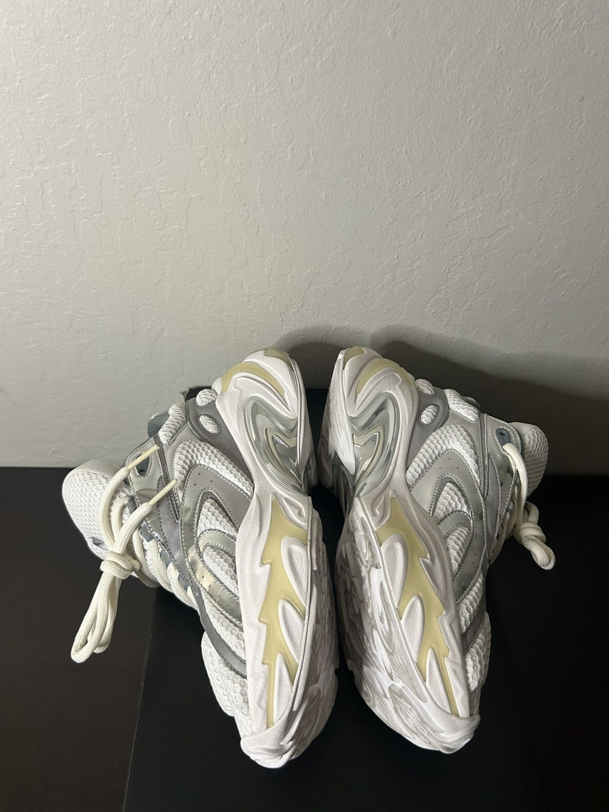 Endless Endless Typer Various Zero Snow White Sneaker Size US 11 / EU 44 - 4 Thumbnail