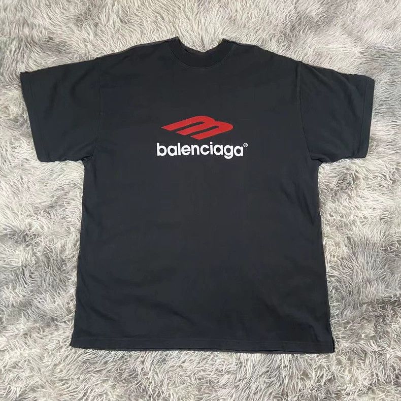 Balenciaga Balenciaga Double-sided logo short sleeve 2503-Nextarrow Size US L / EU 52-54 / 3 - 3 Thumbnail