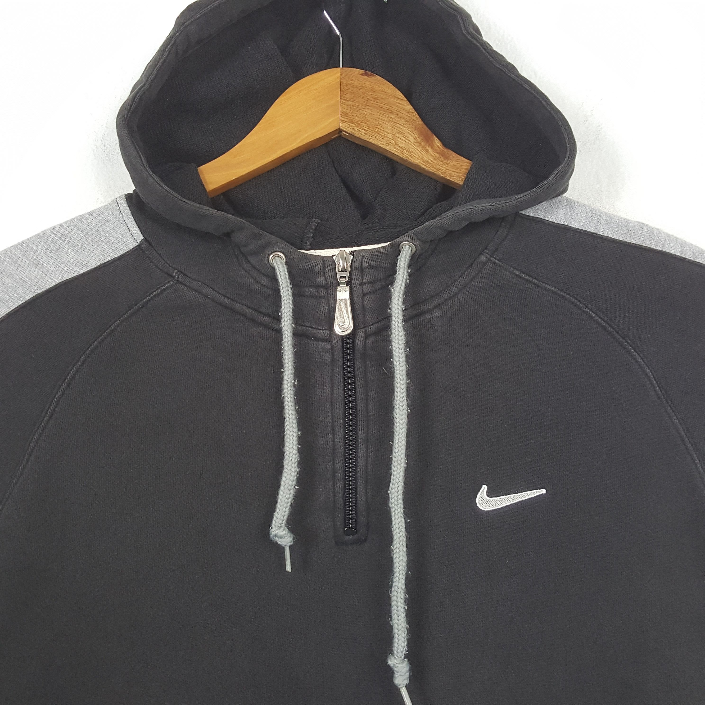 Nike × Vintage Vintage NIKE Small Swoosh Design Sportswear Hoodies C288N25 Size US M / EU 48-50 / 2 - 2 Thumbnail