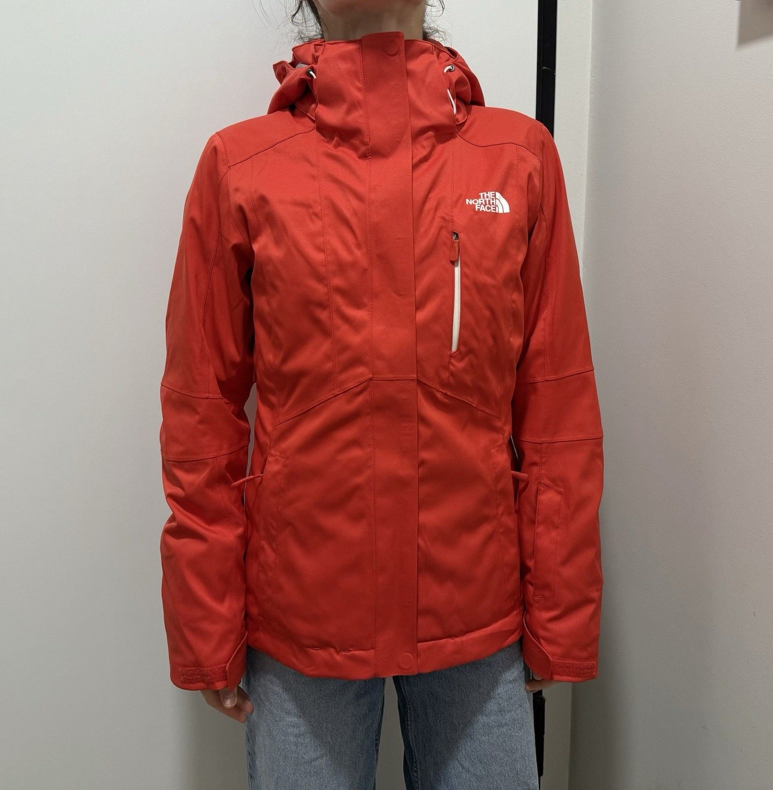 The North Face DDP The North Face Womens Ski Red Hood Snowboard Jacket Size M / US 6-8 / IT 42-44 - 1 Thumbnail
