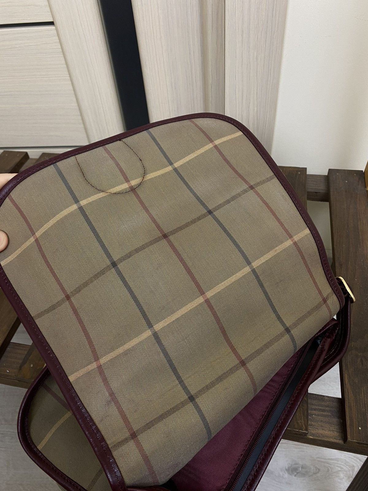 Burberry Vintage Burberry Canvass Check Messenger Bag Real Leather Size ONE SIZE - 22 Thumbnail