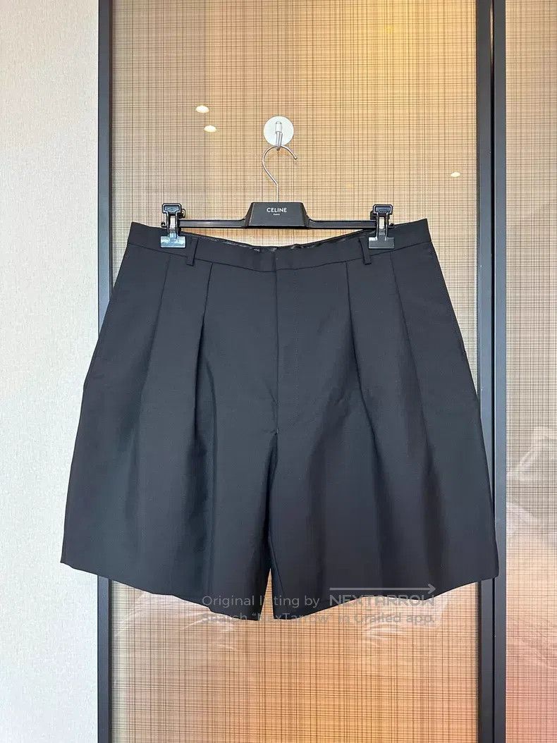 Givenchy Givenchy SizeXL Men's dress trousers and casual shorts Size US 32 / EU 48 - 1 Thumbnail