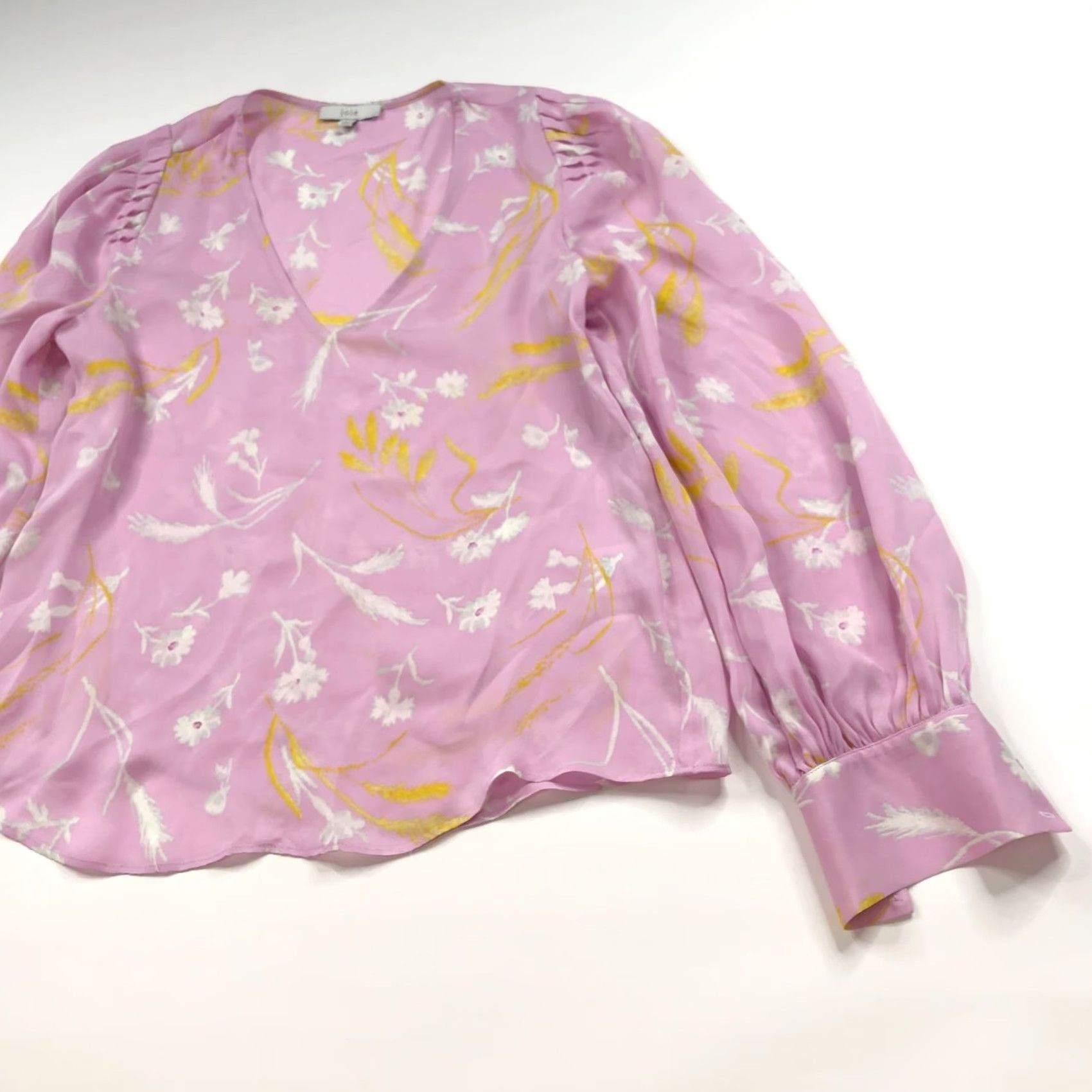 Joie Joie XS 100% Silk Womens Pullover Top Blouse All Over Print Motif Pink MINT Nike? Size XS / US 0-2 / IT 36-38 - 5 Thumbnail