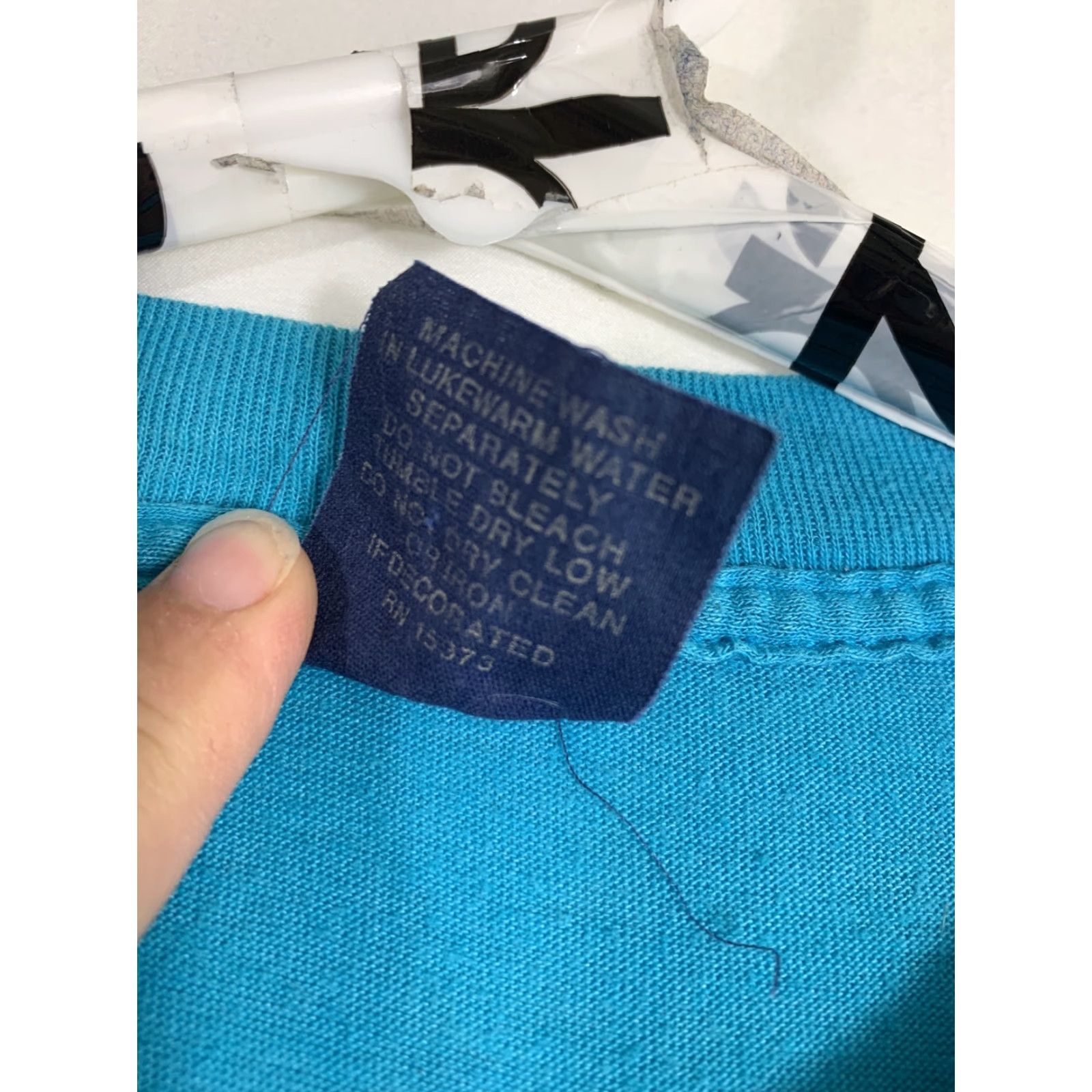 Vintage VINTAGE Sneakers T-Shirt XL Teal Cotton Made in USA No Where Cruise Club Veracruz Beach Mens Shirt Size US XL / EU 56 / 4 - 6 Thumbnail